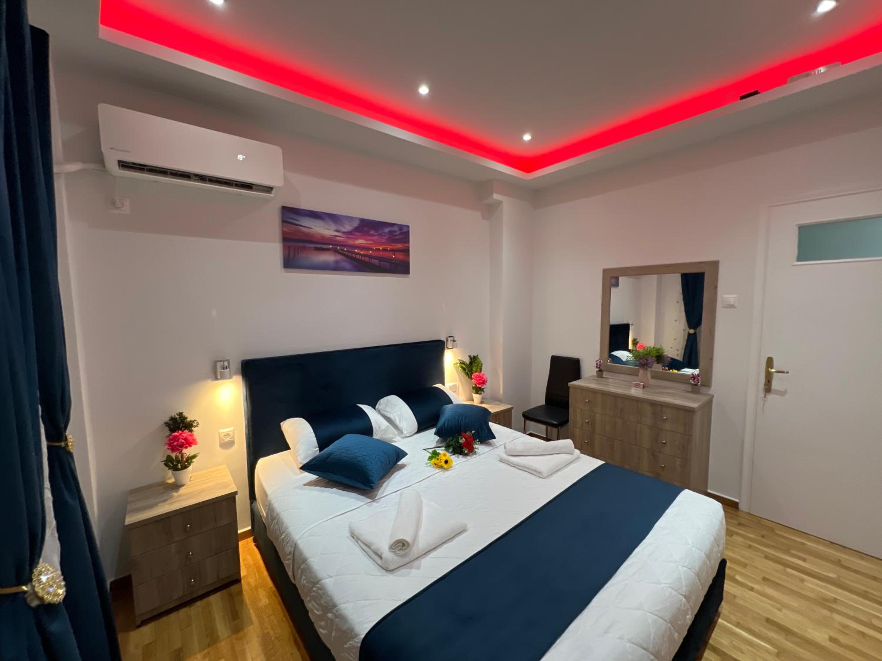 Four Seasons Apartment photo 4