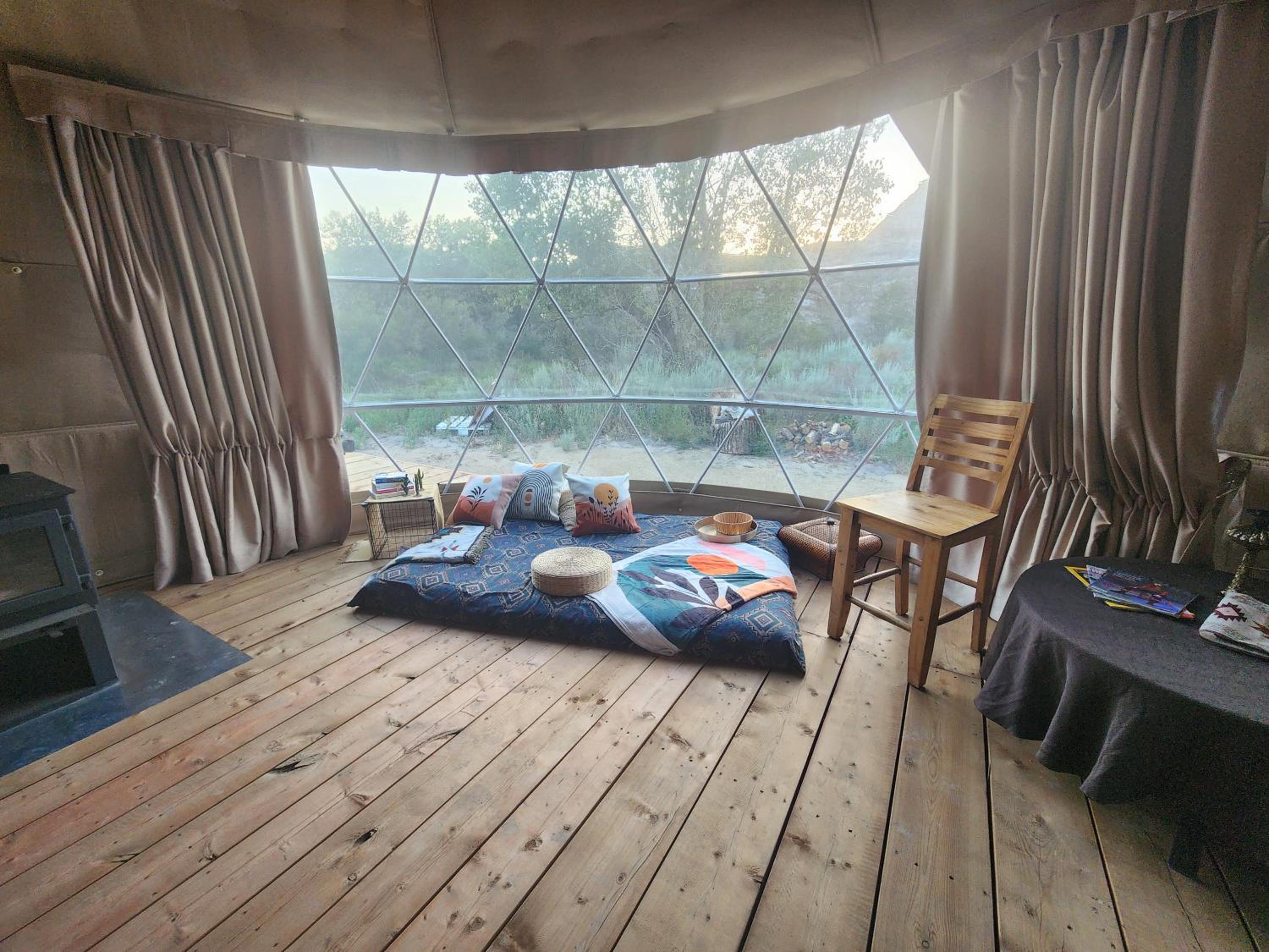 D6 Sahara Sunset- King Suite Very Private