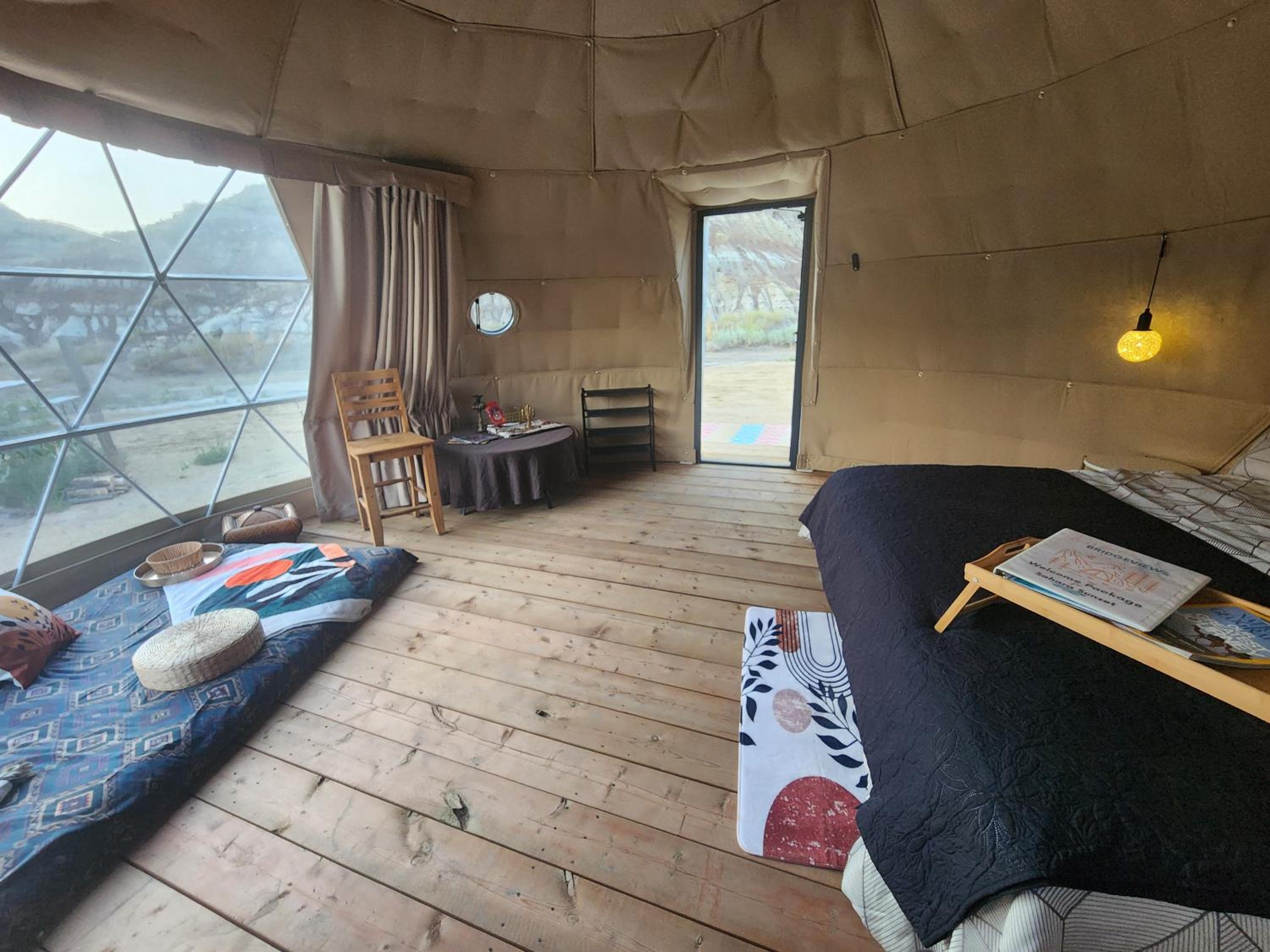 D6 Sahara Sunset- King Suite Very Private