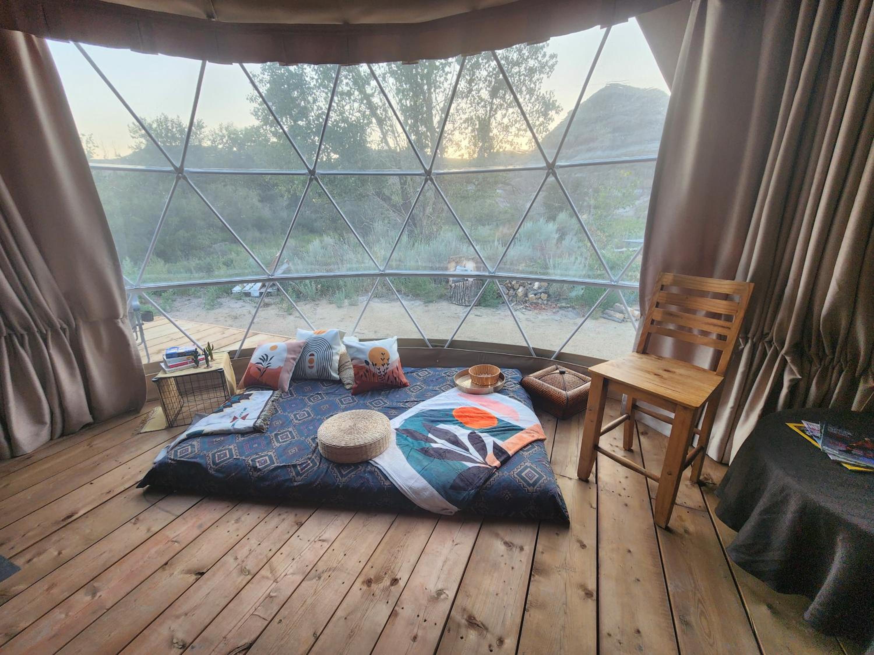D6 Sahara Sunset- King Suite Very Private