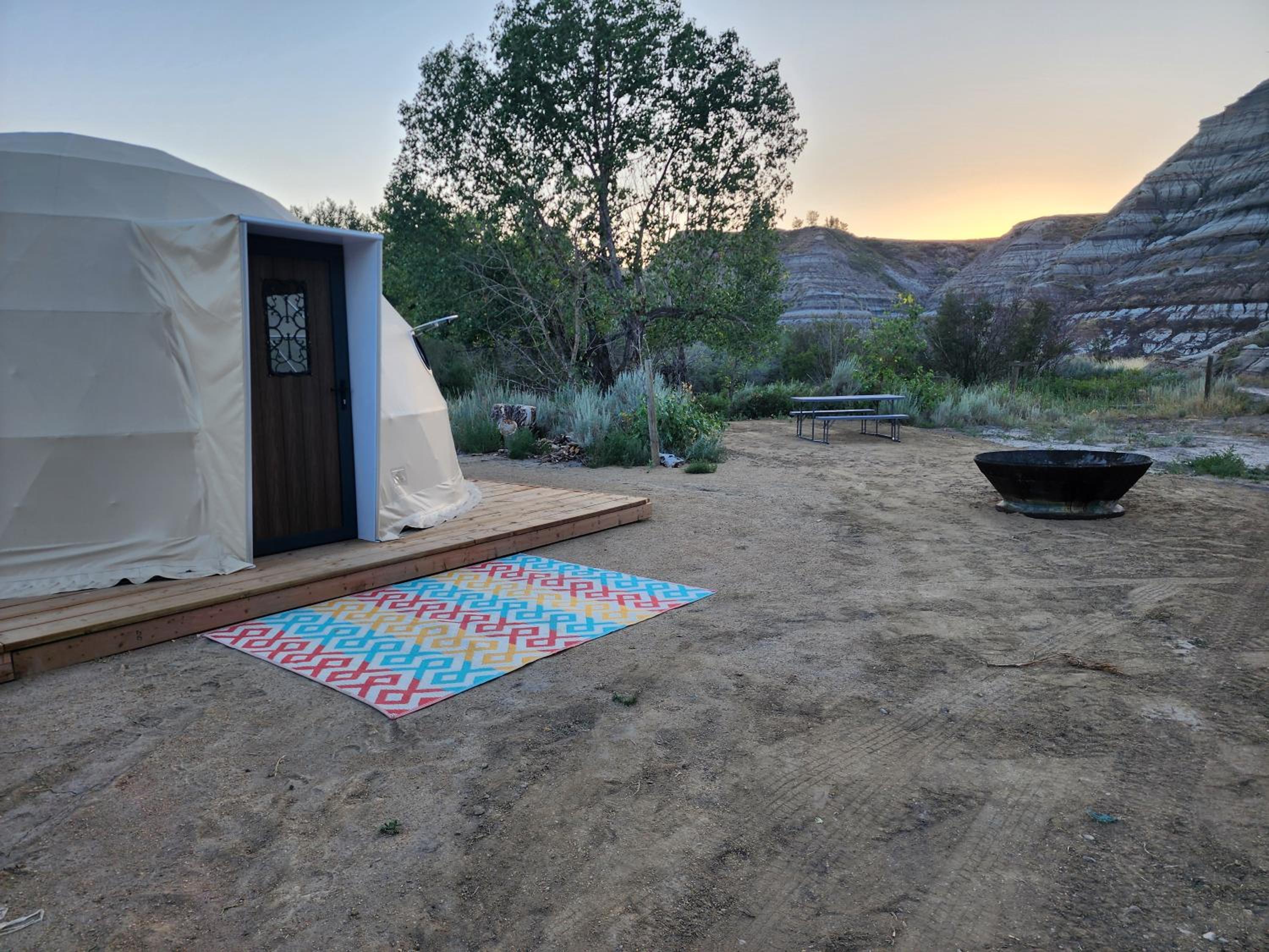 D6 Sahara Sunset- King Suite Very Private