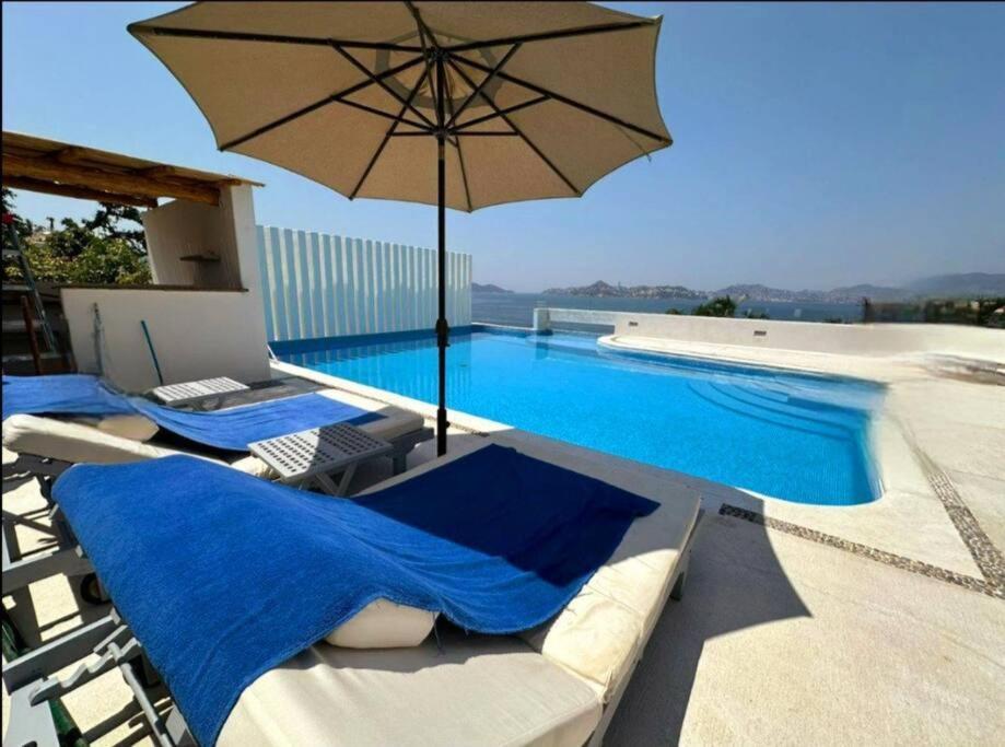 Villa MAJUM Acapulco view 2