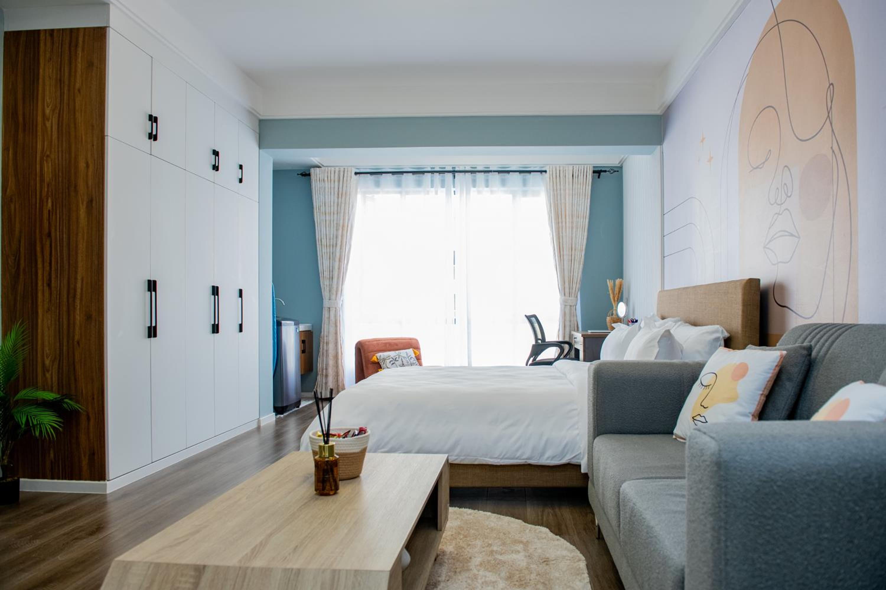 hotel room
