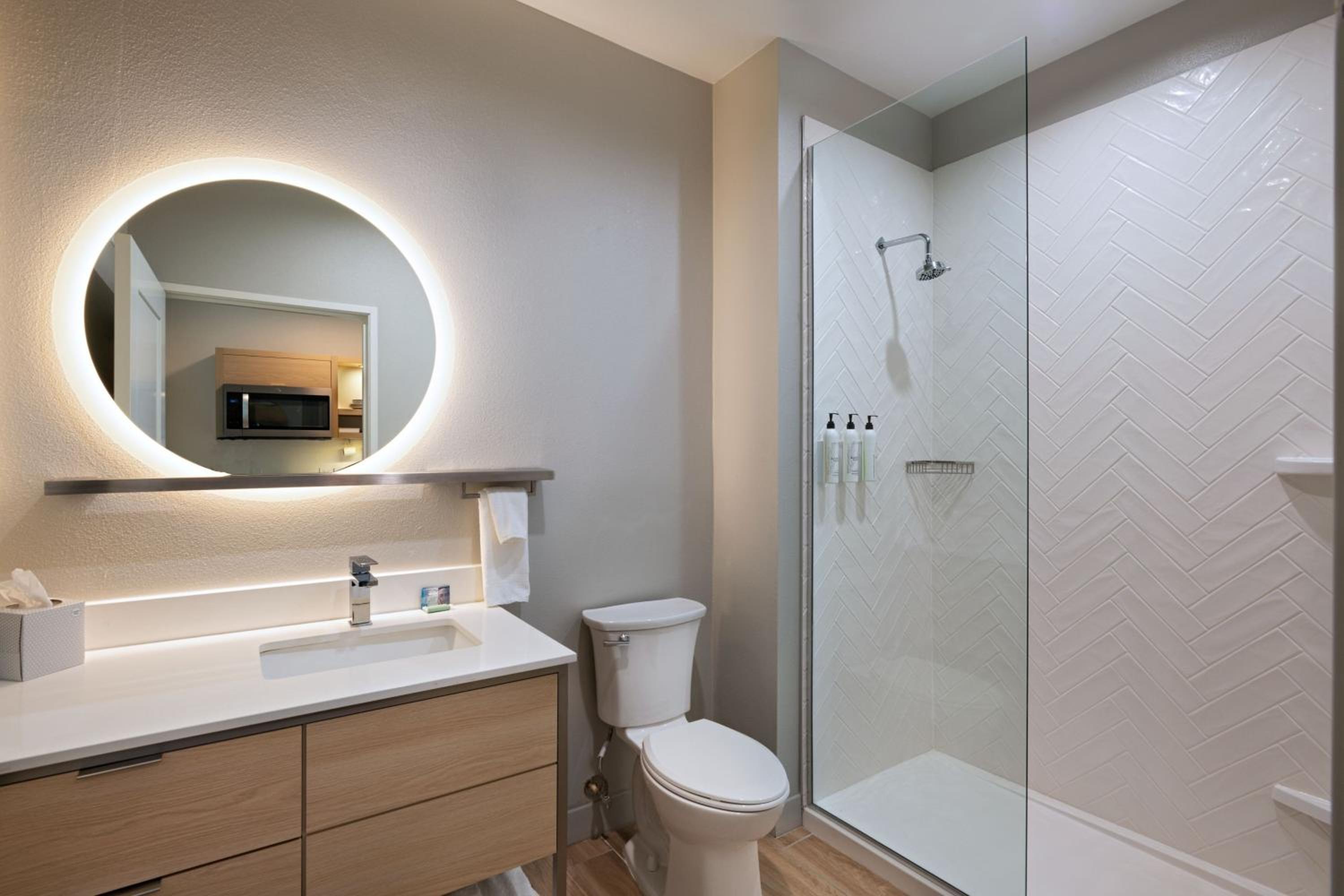 Weatherford Vacations - TownePlace Suites by Marriott Weatherford - Property Image 2