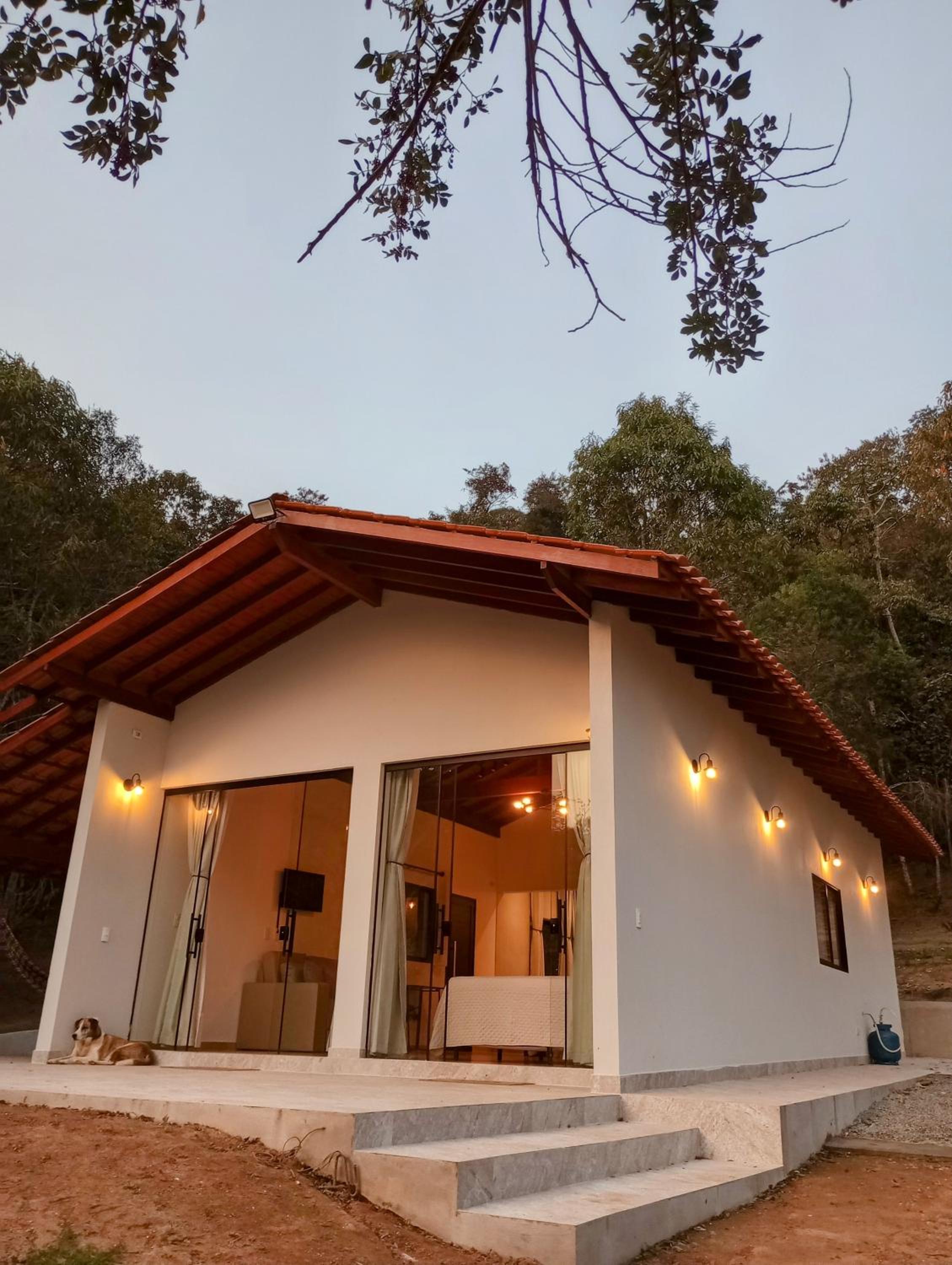 Cabanas Privativas com Jacuzzi, Cozinha, Churrasqueira e Decoração - Sitio Pauletto