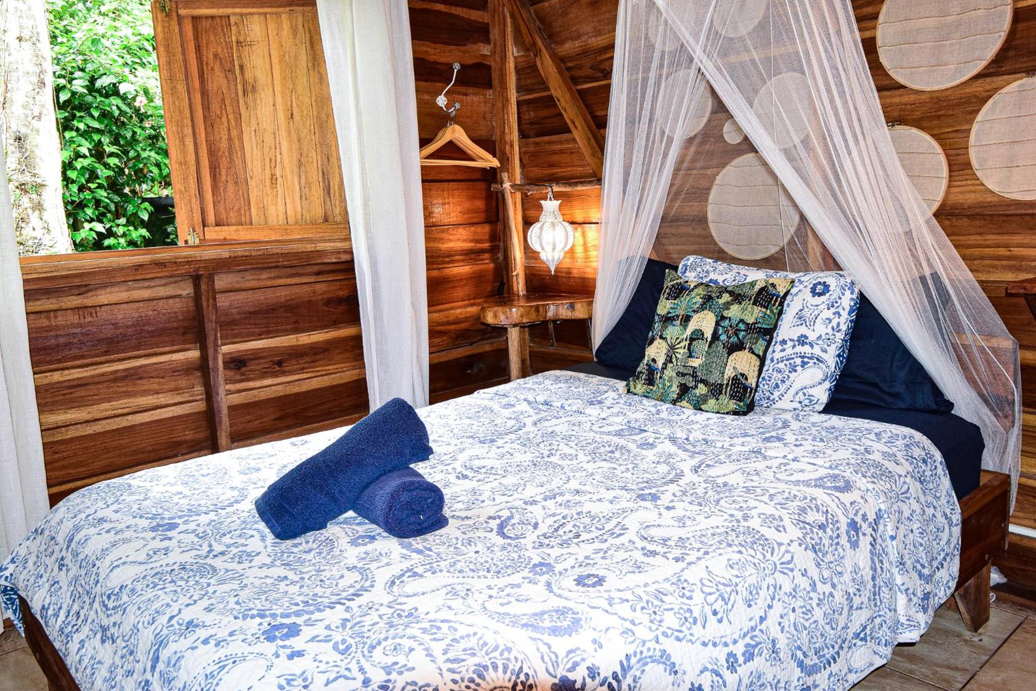 Up! House ~ Charming and cozy ~ 4 guests in Playa Chiquita