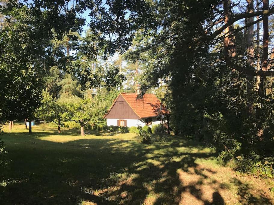 Chata nad řekou Otavou