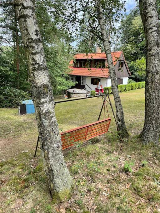 Chata nad řekou Otavou