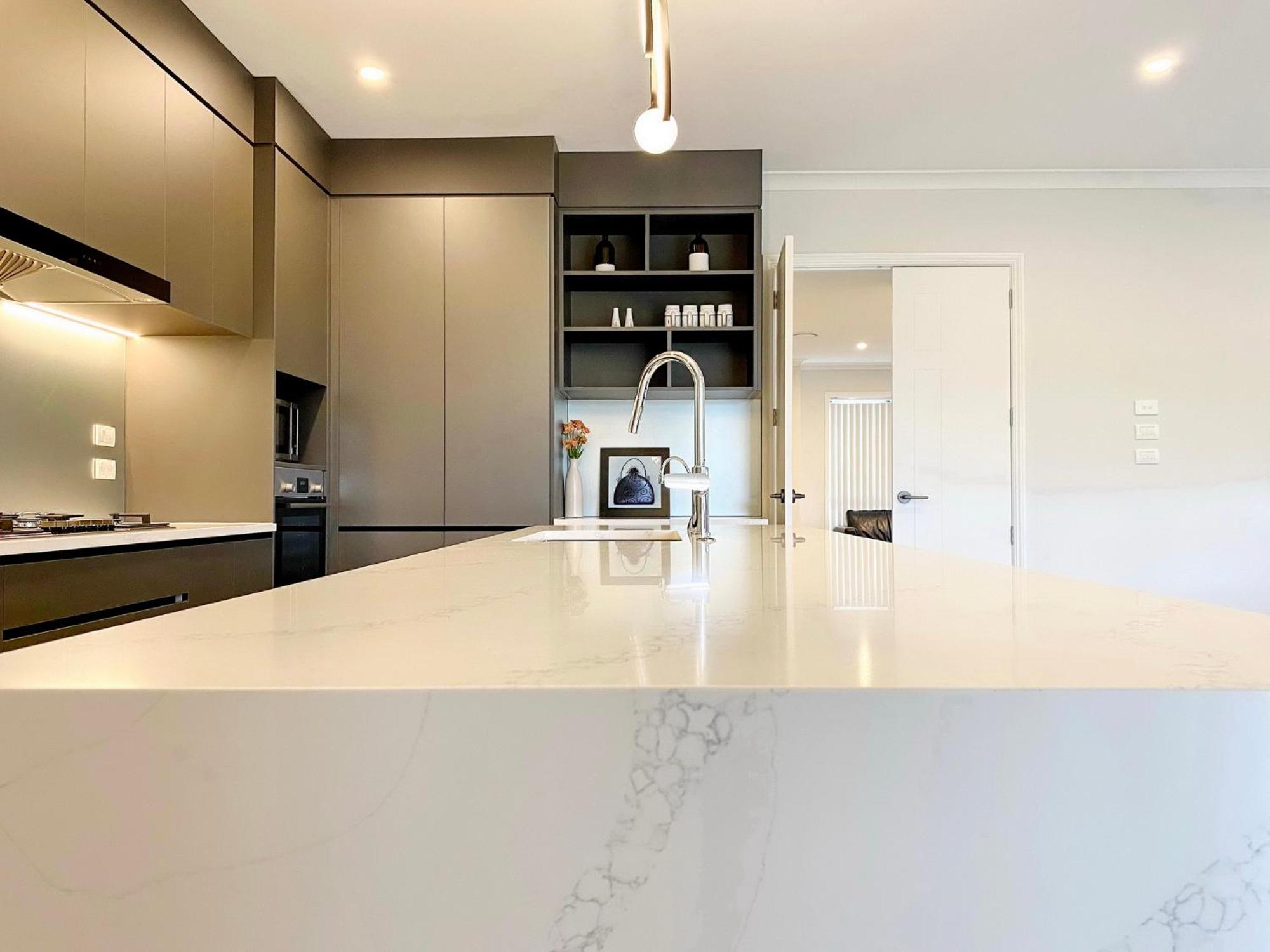 Extra-Large Brand-New House, Over 400sqm view 5