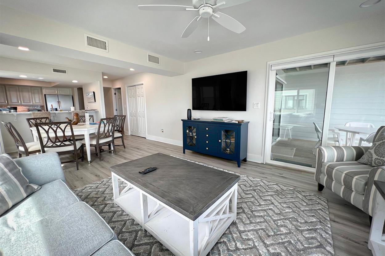 Aqua Vista by Sea Scape Properties view 4