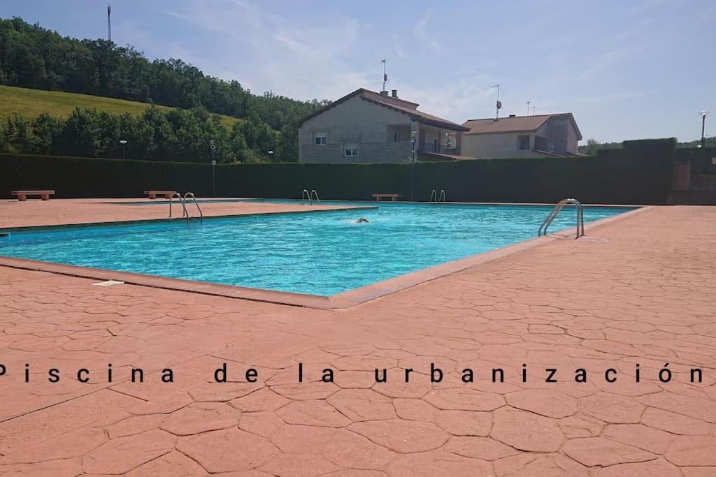 Casa tranquila con Jardin