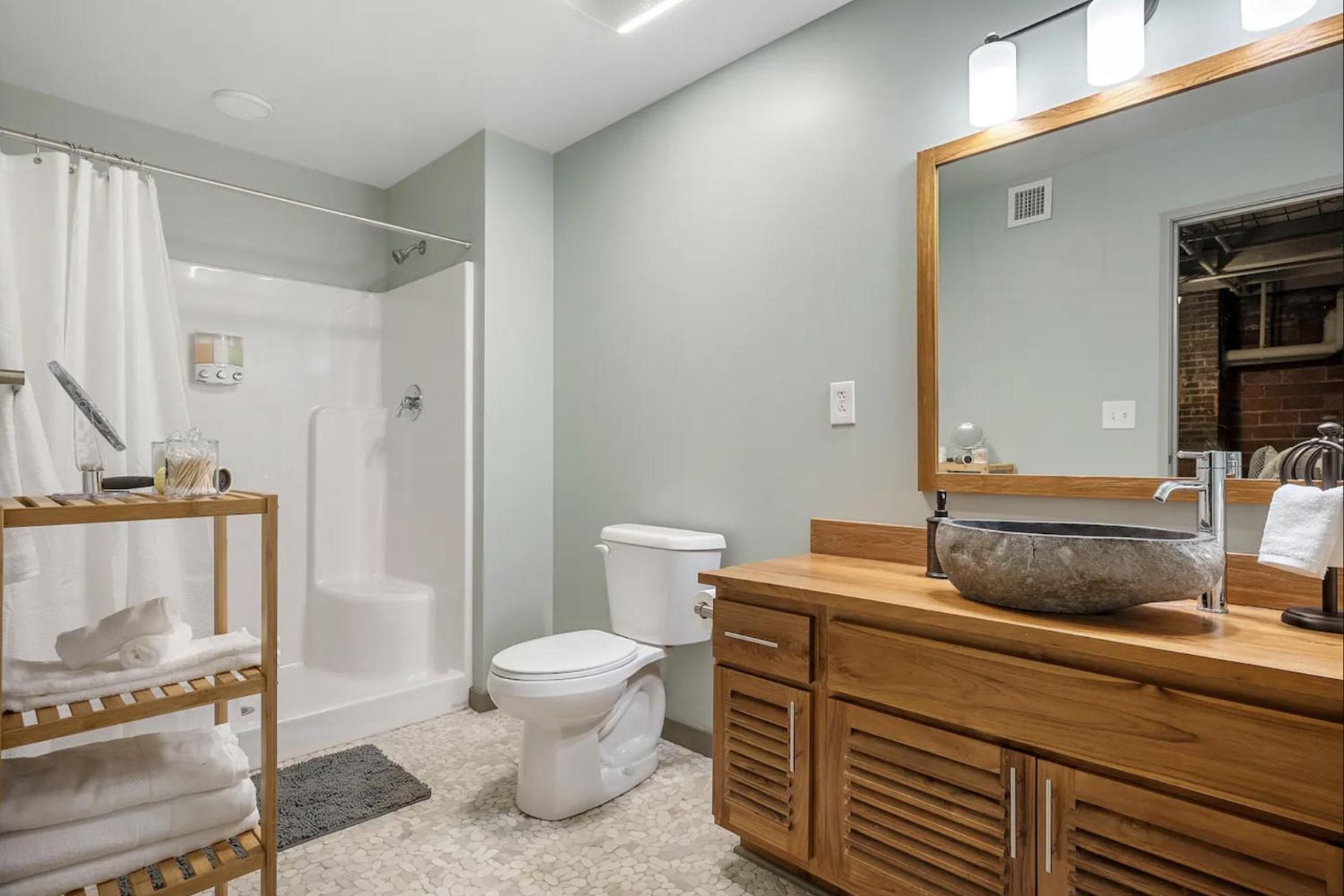 2125 Superior Living