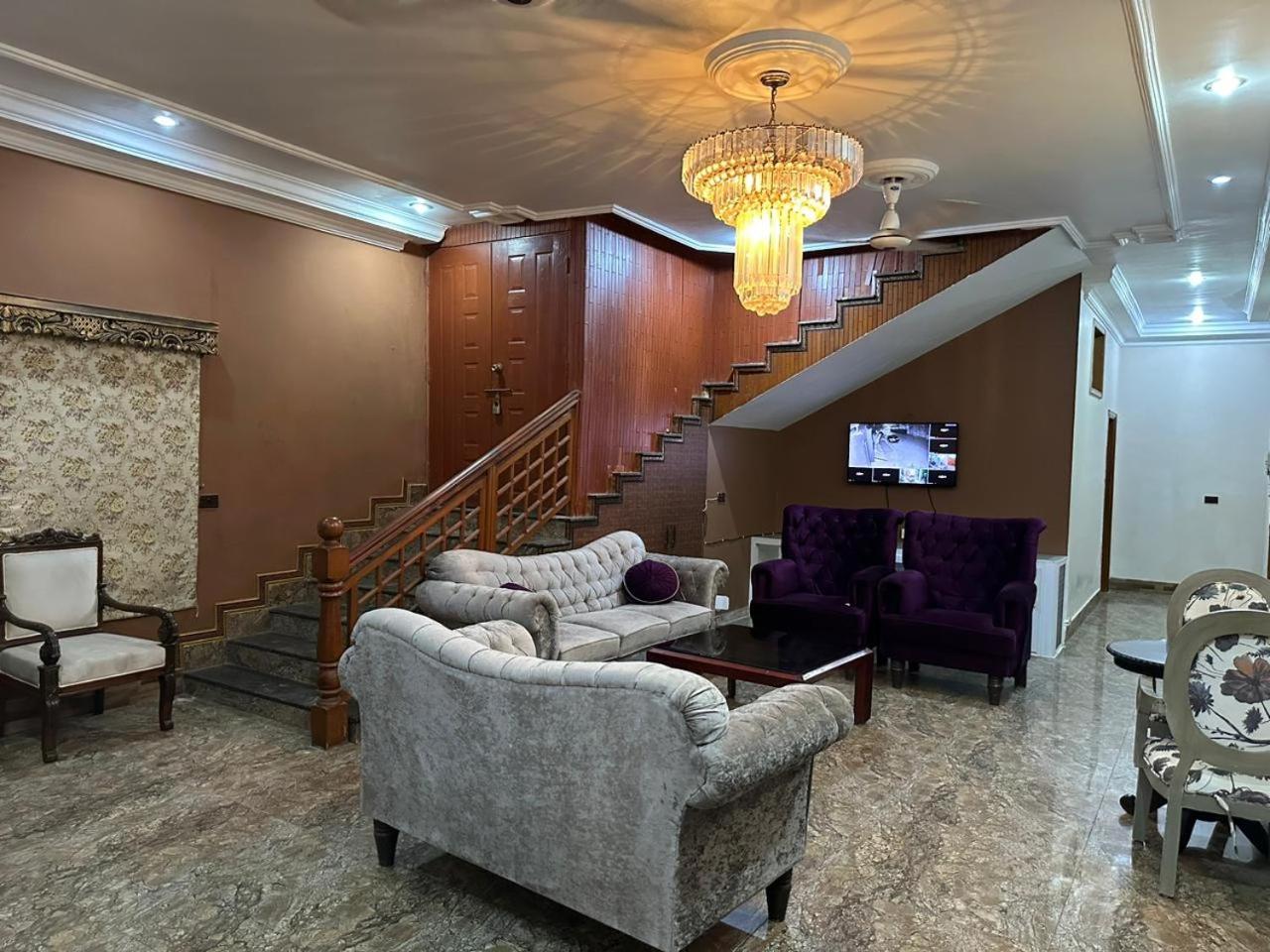 lounge