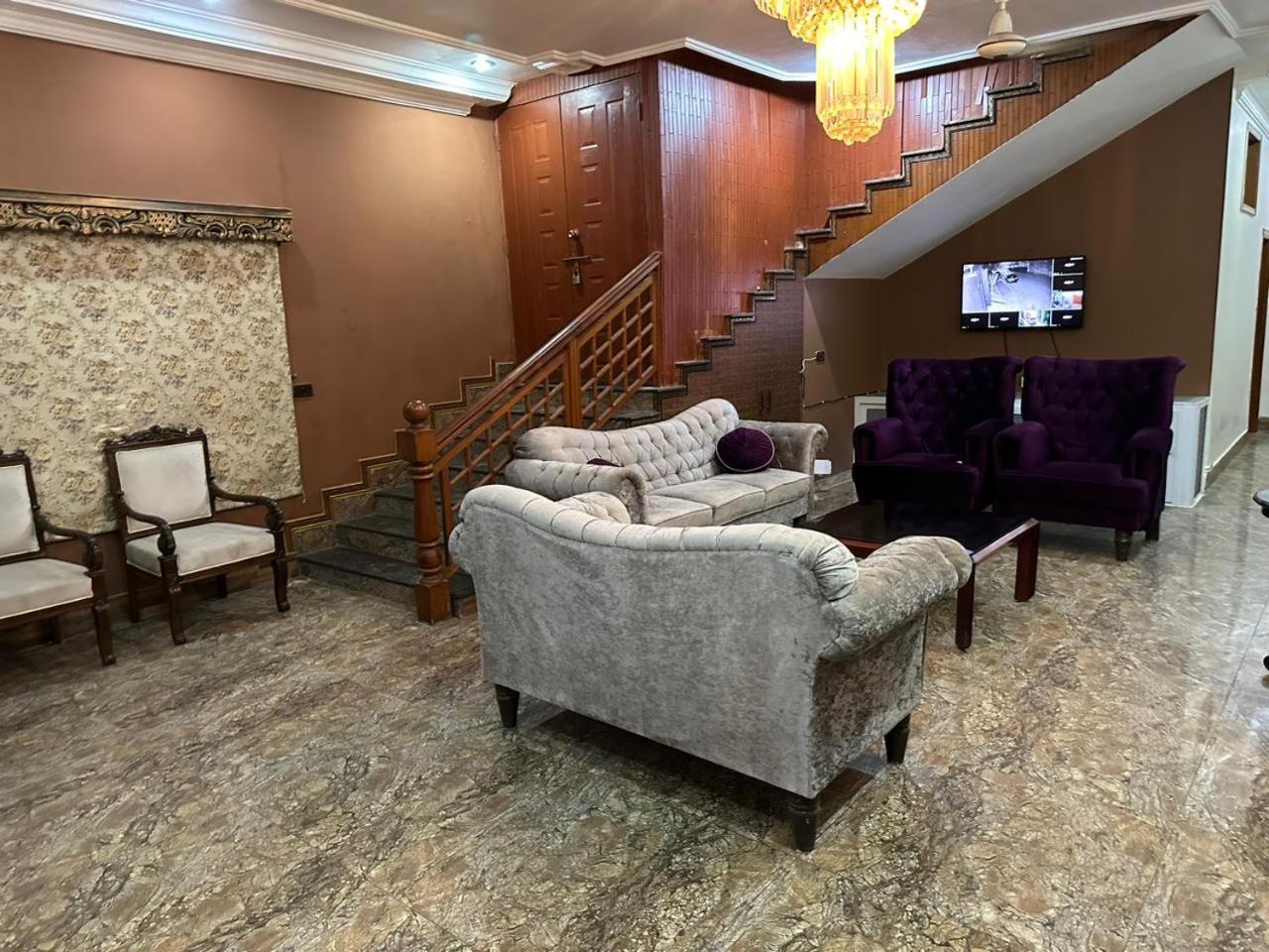 lounge