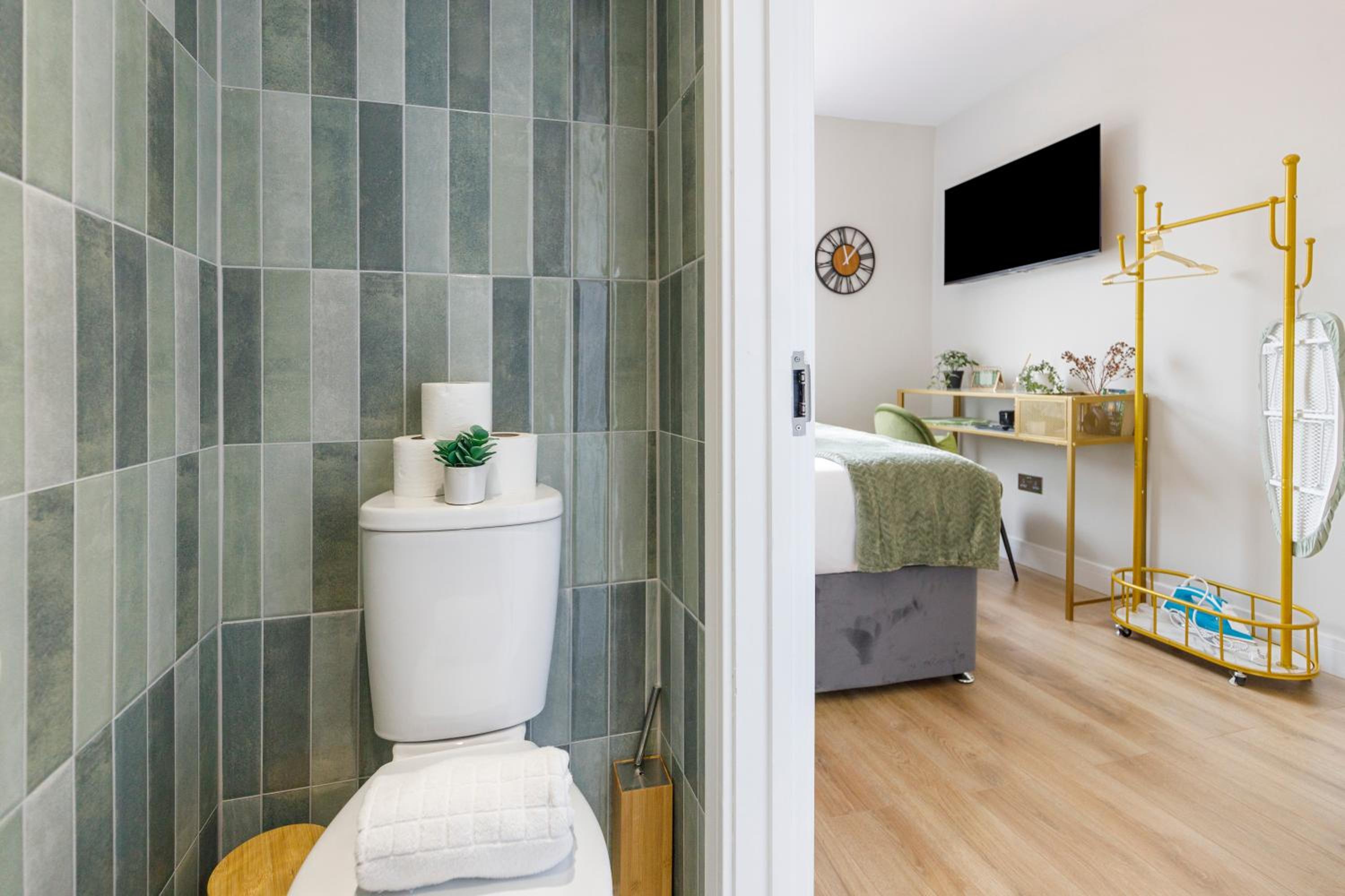 Urban Green Oasis Modern Minimalist Studio
