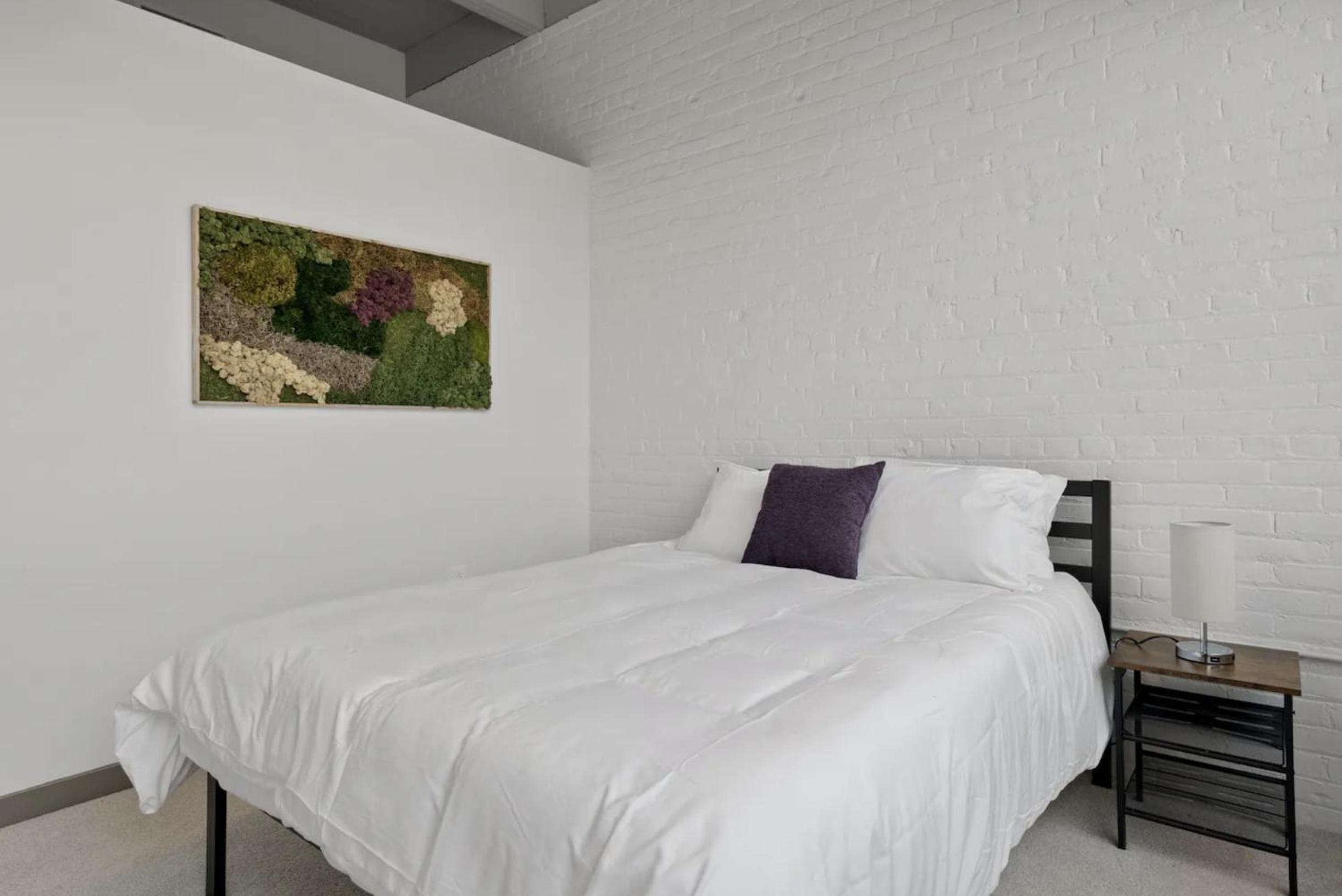 2125 Superior Living