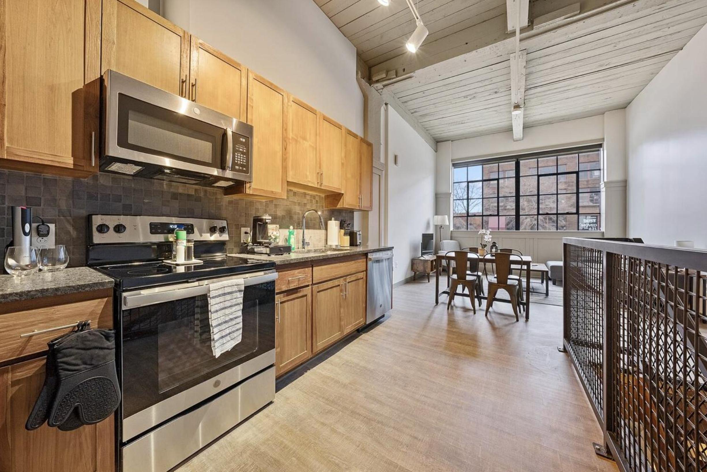 2125 Superior Living