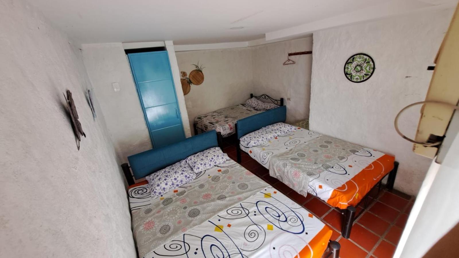 Hostal ROLLED