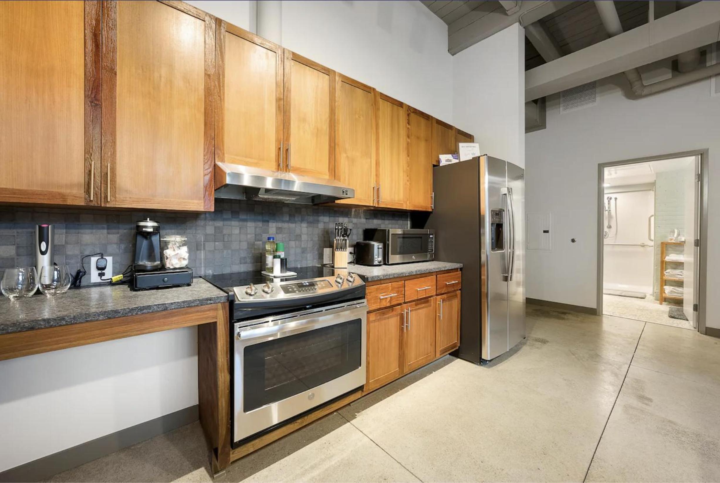 2125 Superior Living