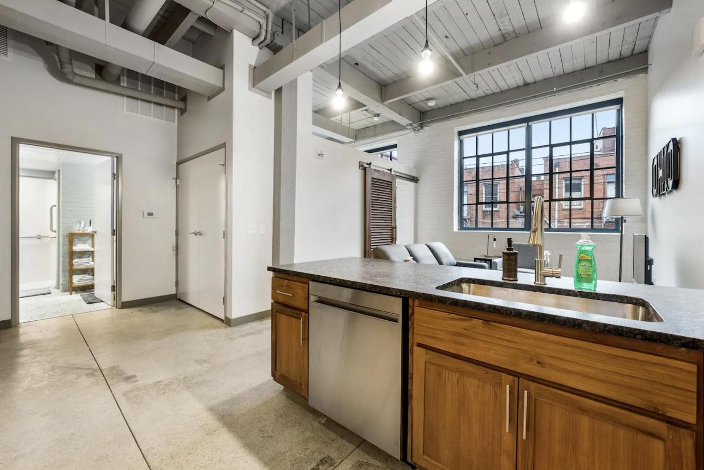 2125 Superior Living