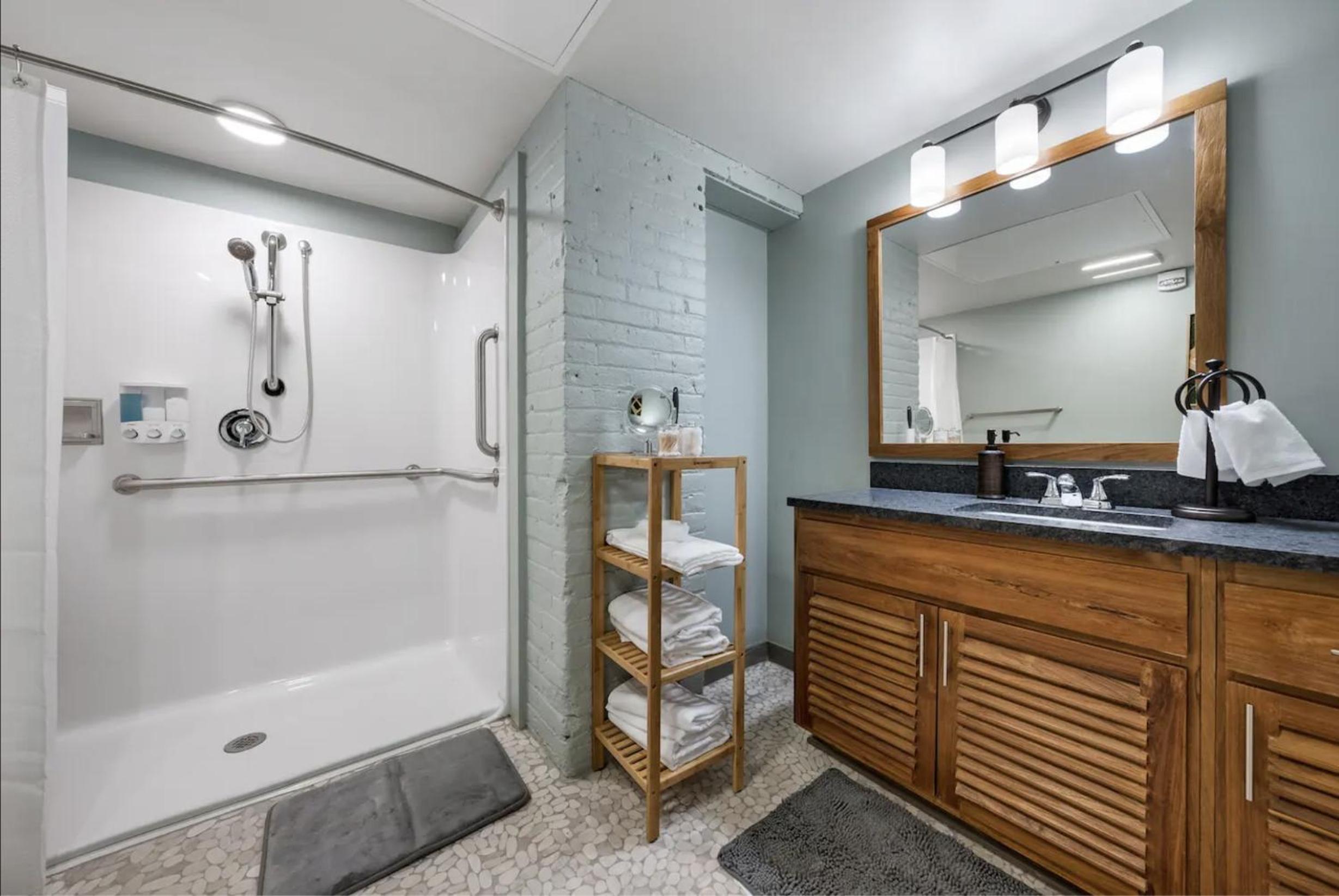 2125 Superior Living