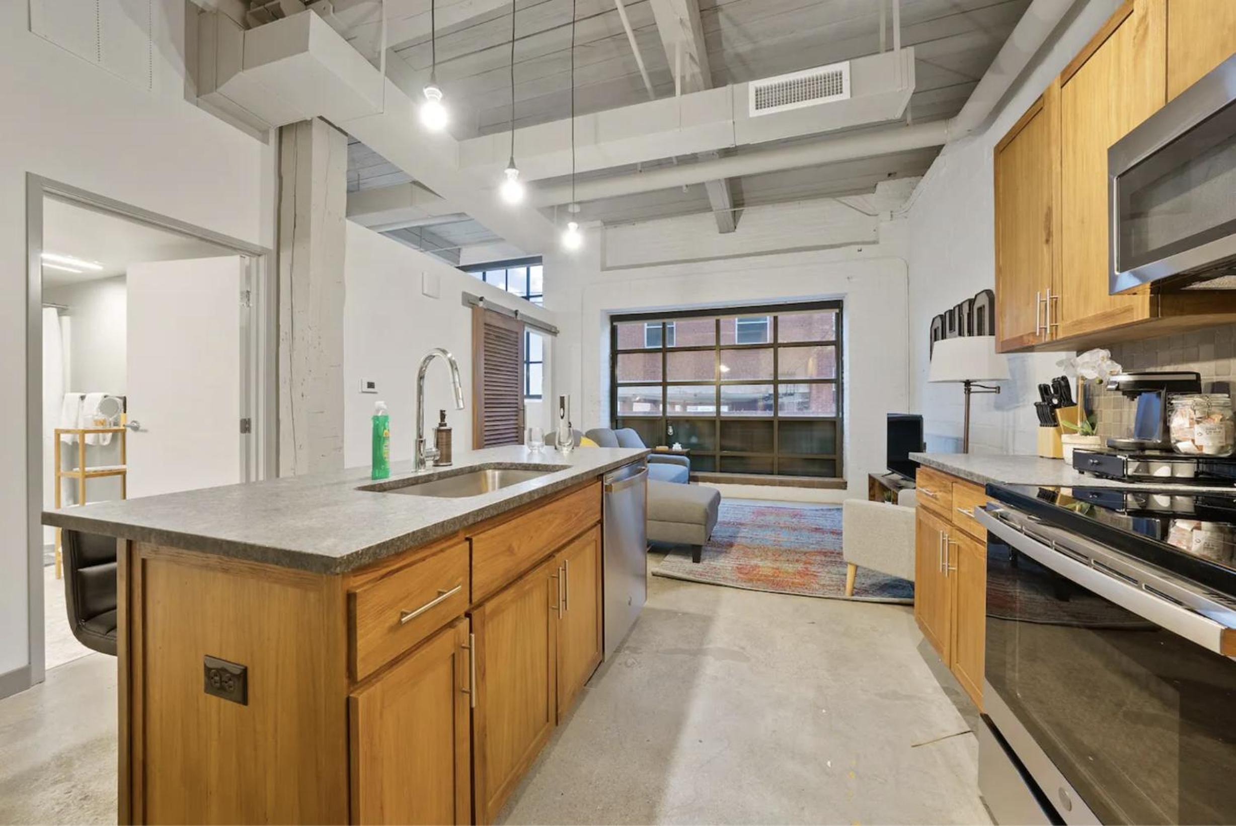 2125 Superior Living