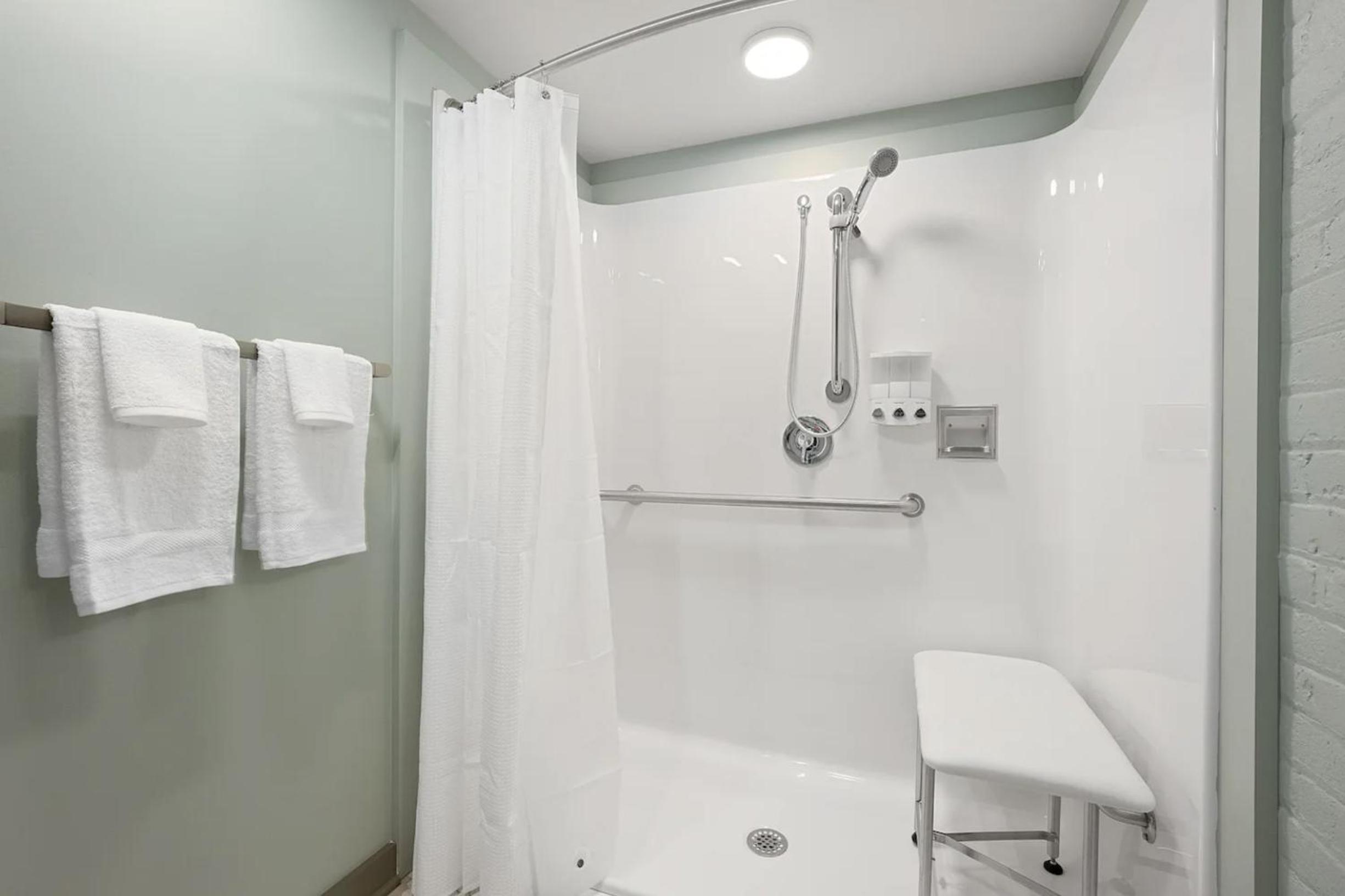 2125 Superior Living