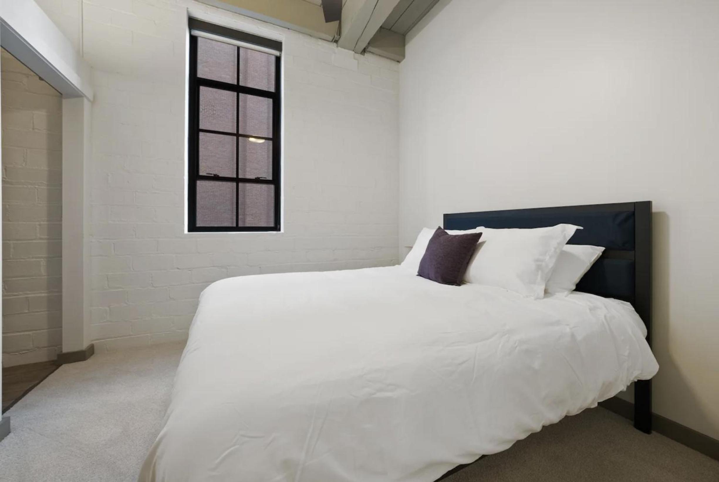 2125 Superior Living