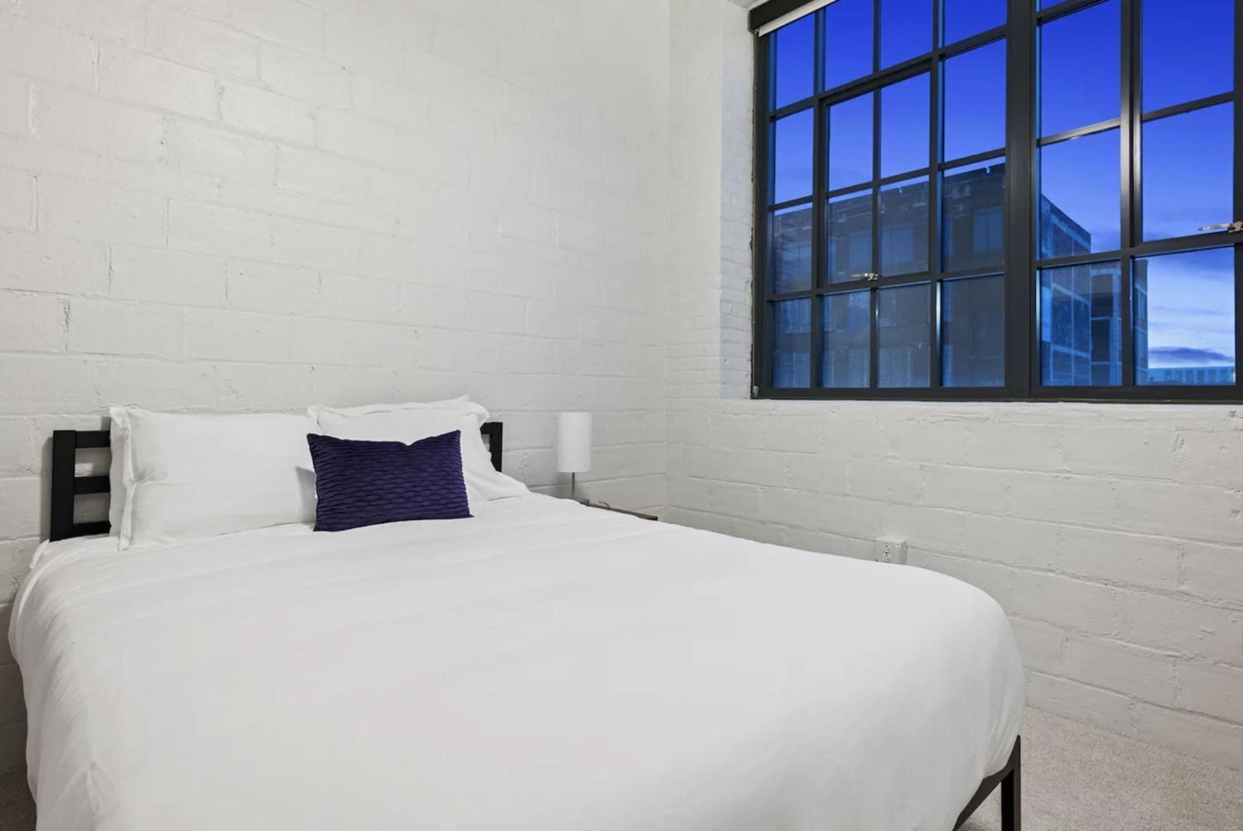 2125 Superior Living