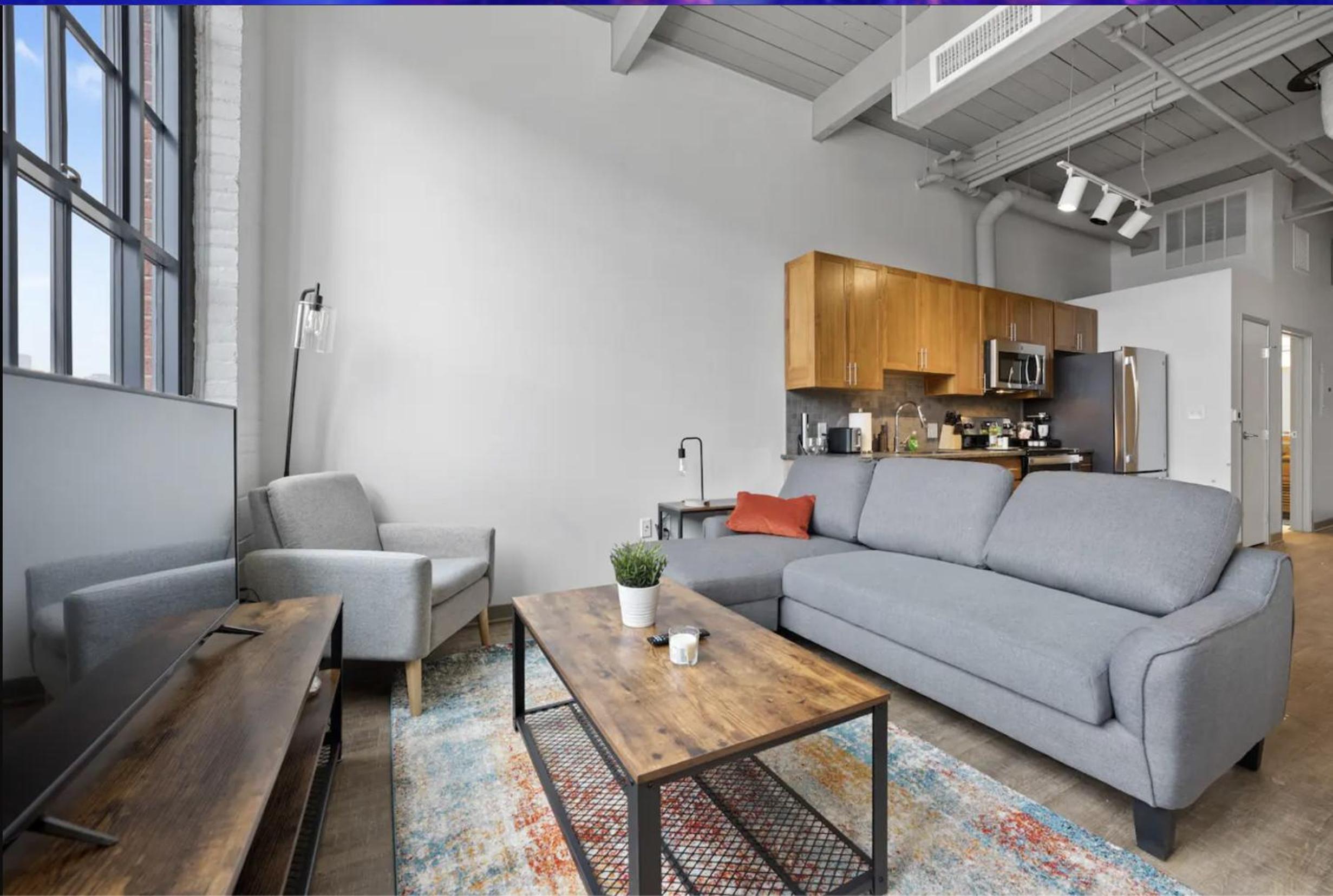 2125 Superior Living