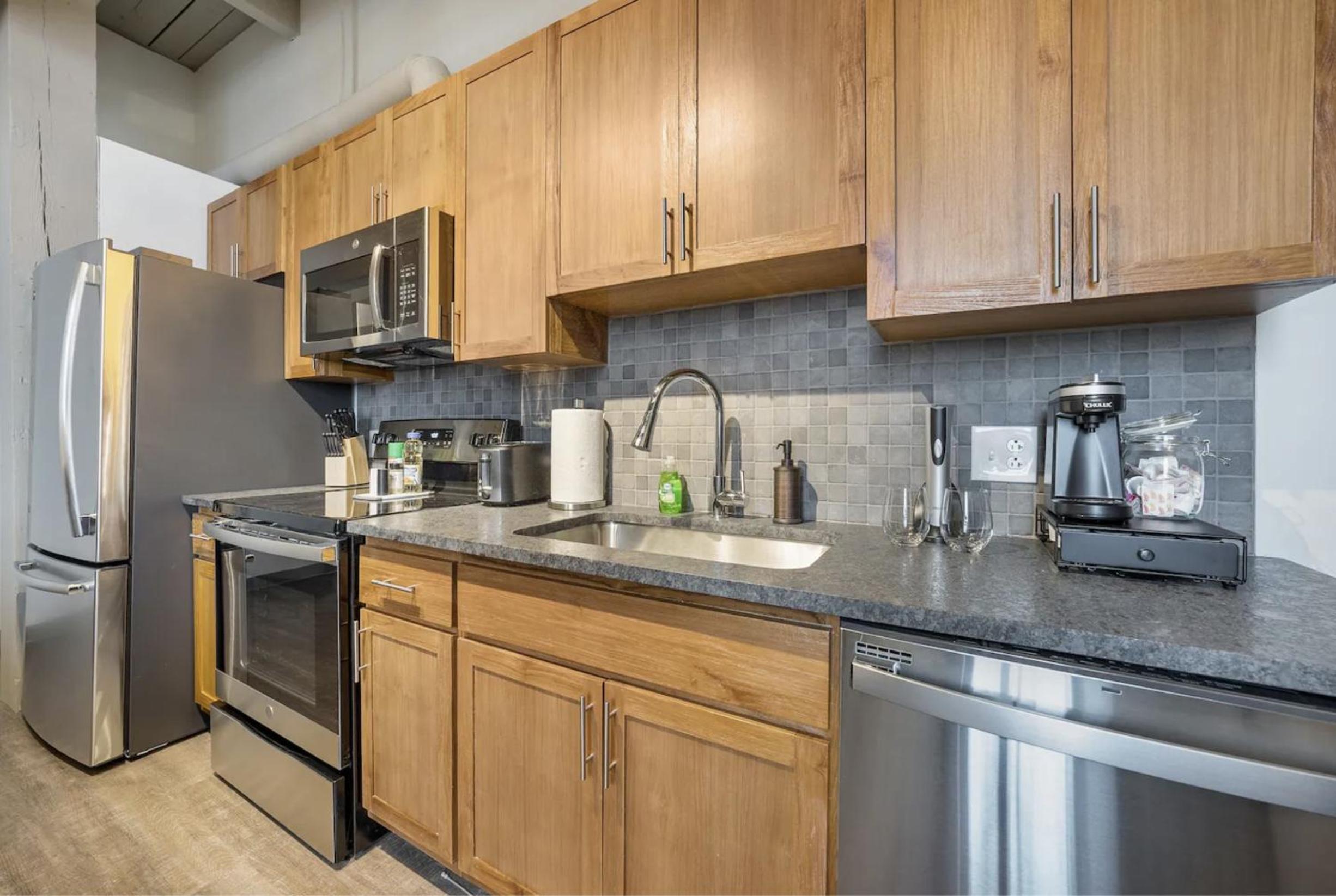 2125 Superior Living