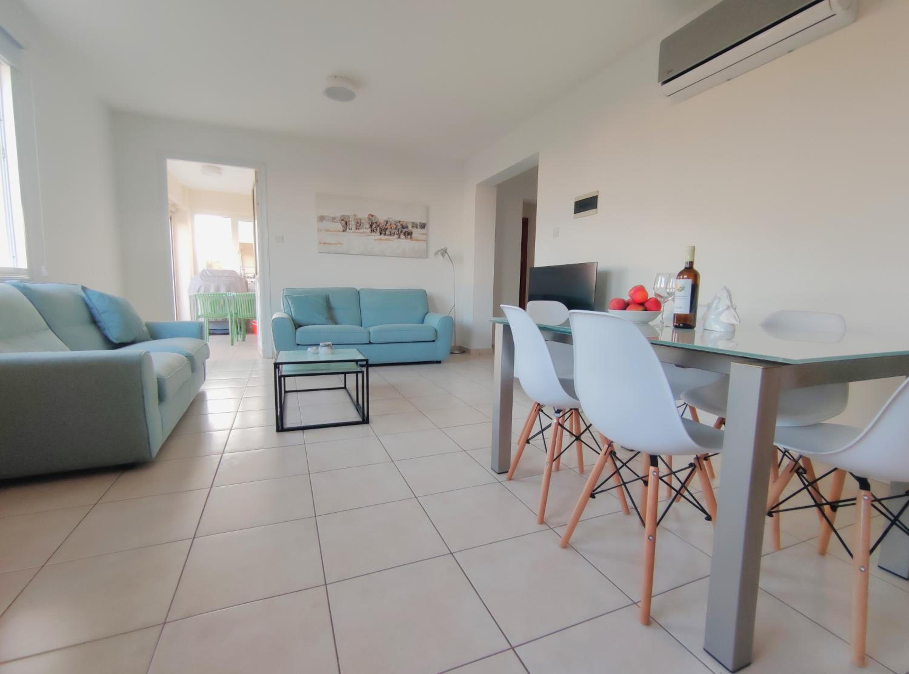 Pantelia Apartment Paralimni