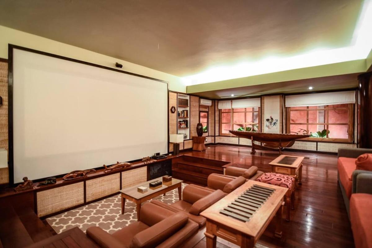 Private 3-Bedroom Section of Villa Esplendorosa view 5