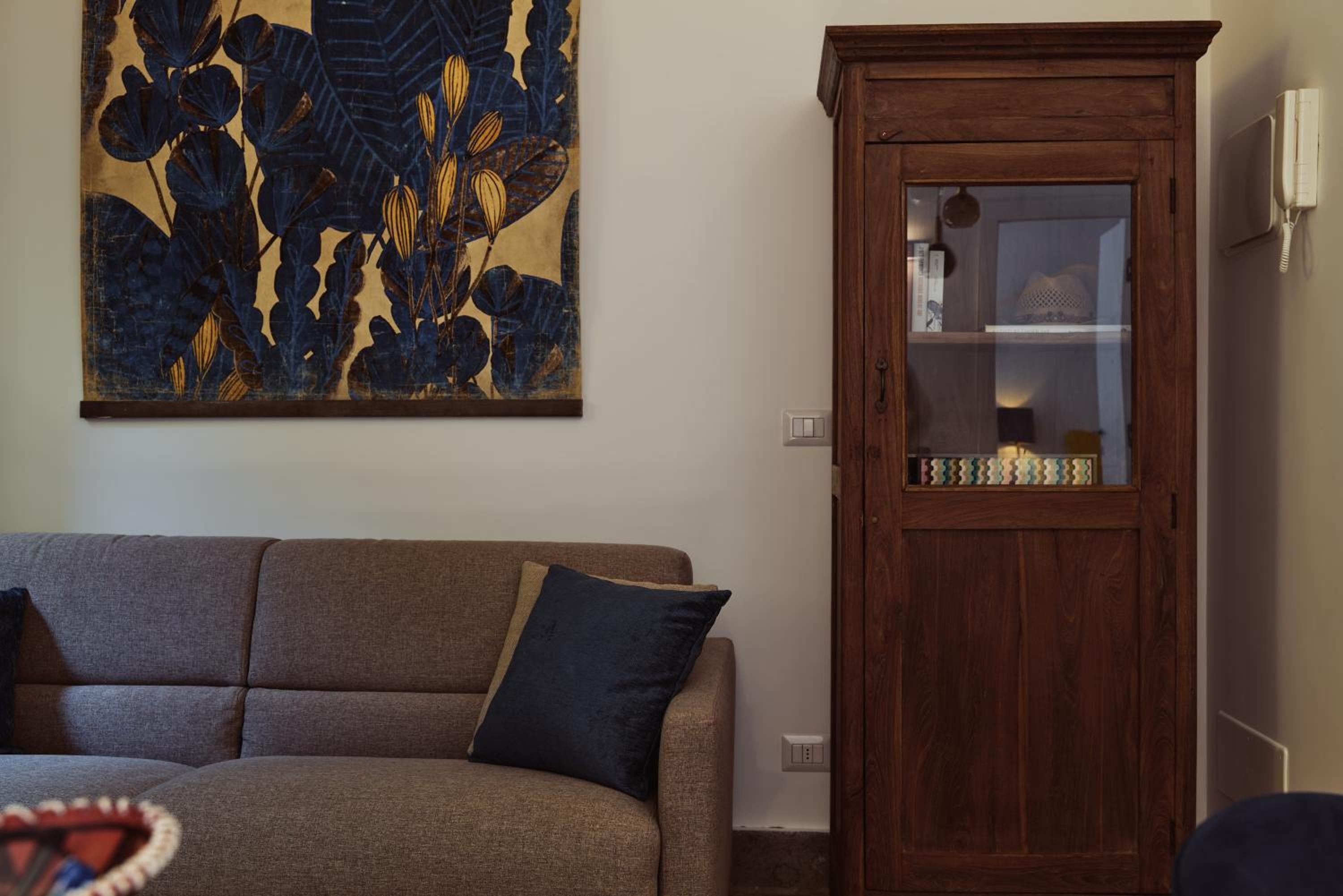 Domus Duca Claudius I Classy Vatican Apartment With Private Garden