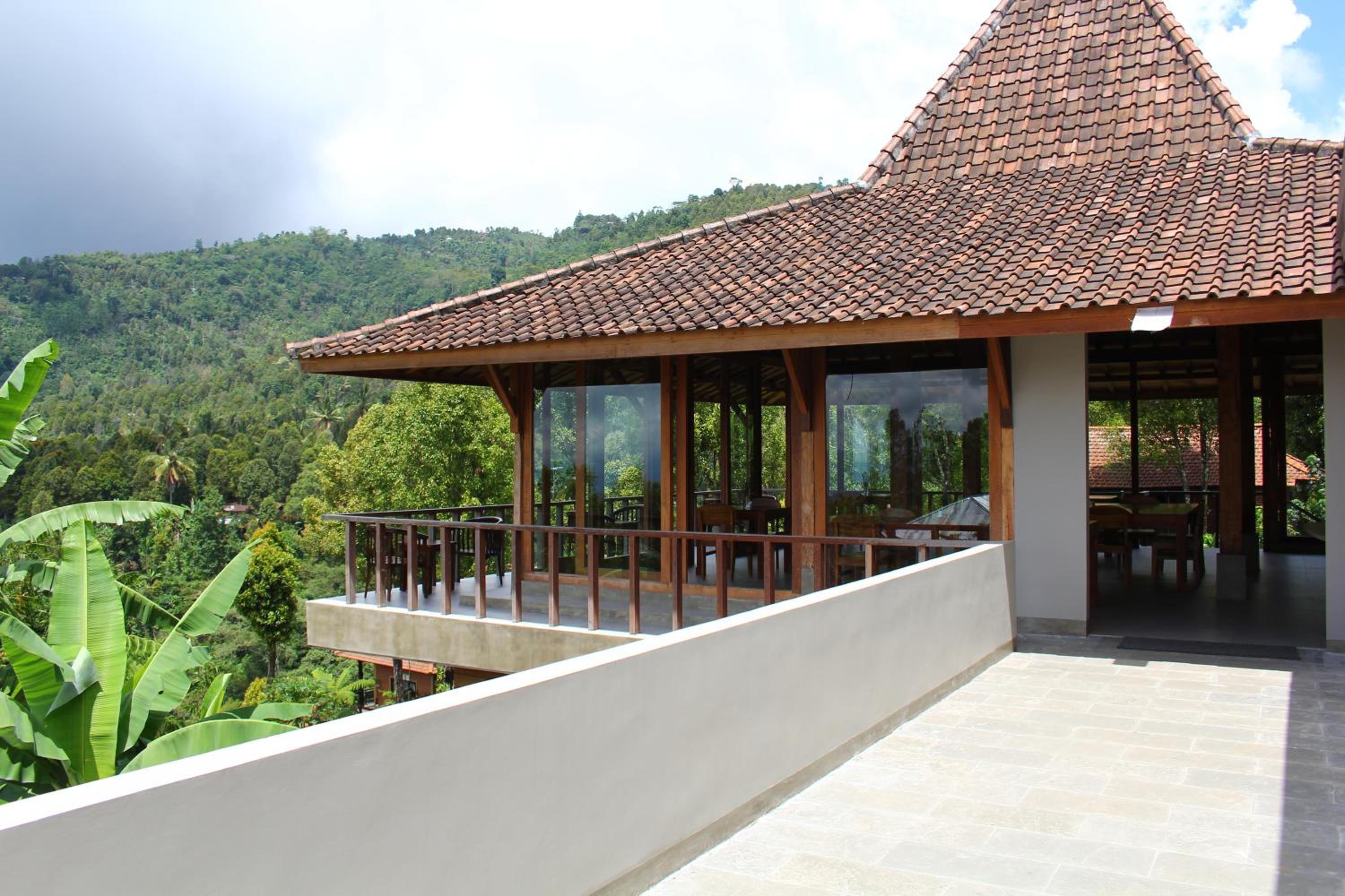 Melanting Cottages