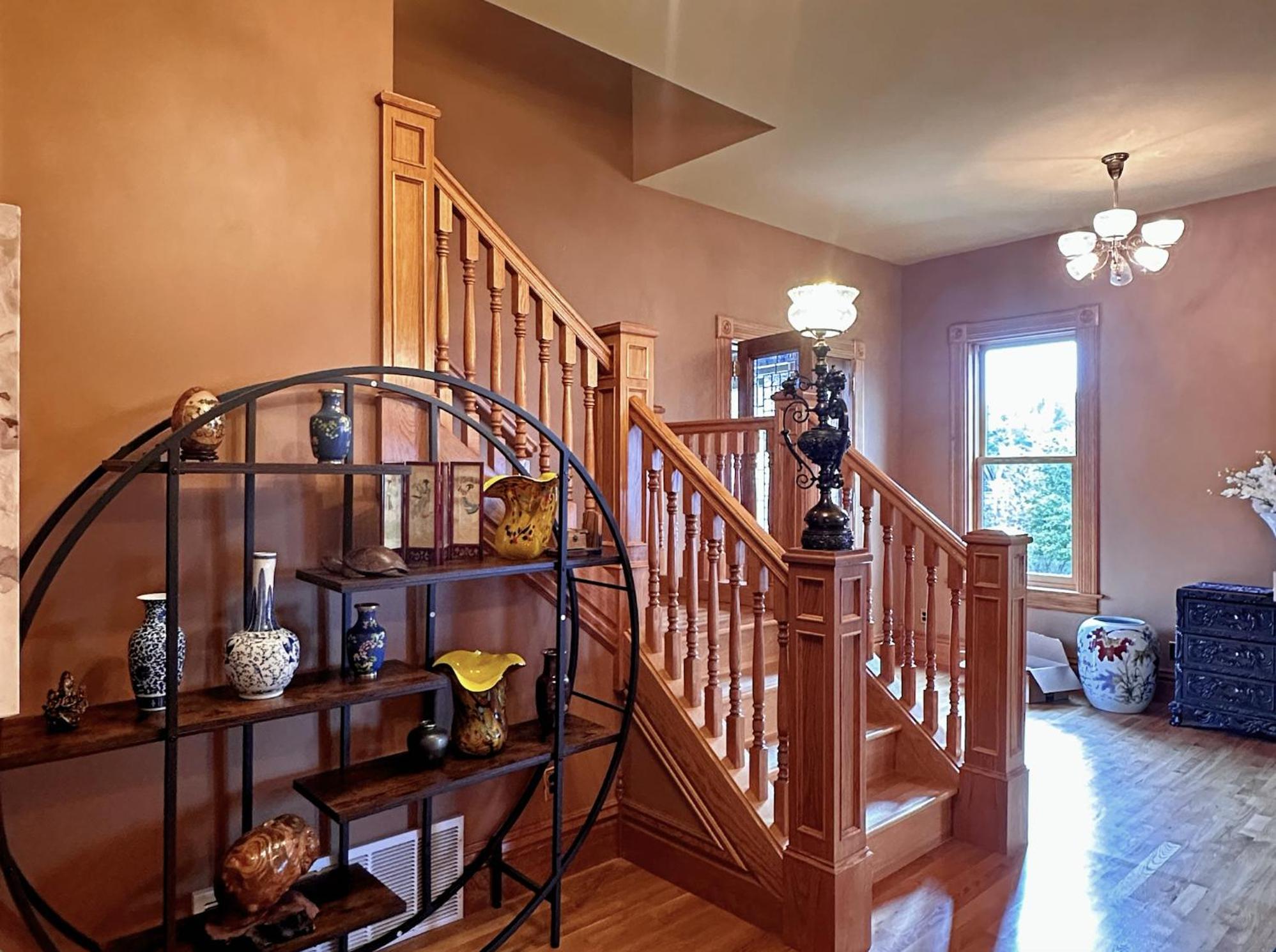 Luxury Bayfront Oasis with Private Beach Access, Near Tulalip Casino and Outlets!
