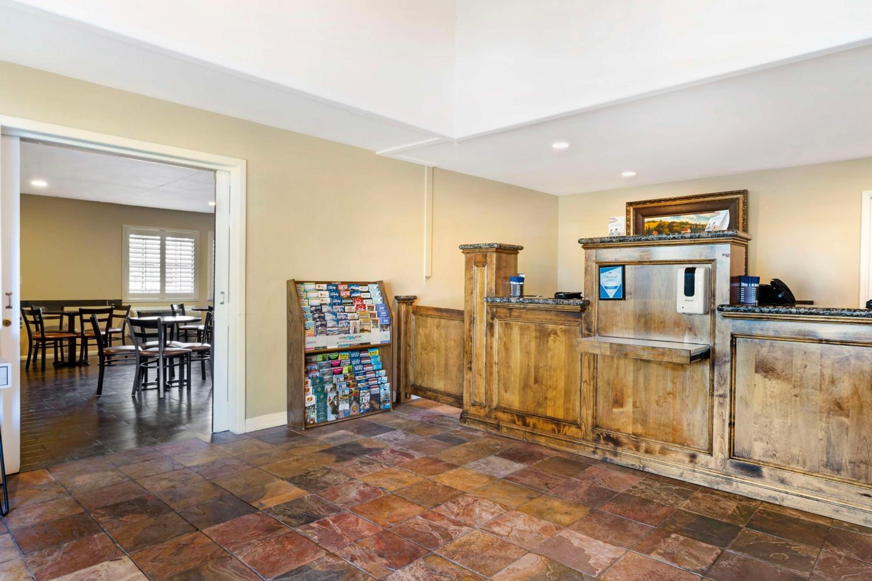 Rohnert Park Vacations - Best Western Sonoma Winegrower's Inn - Property Image 11