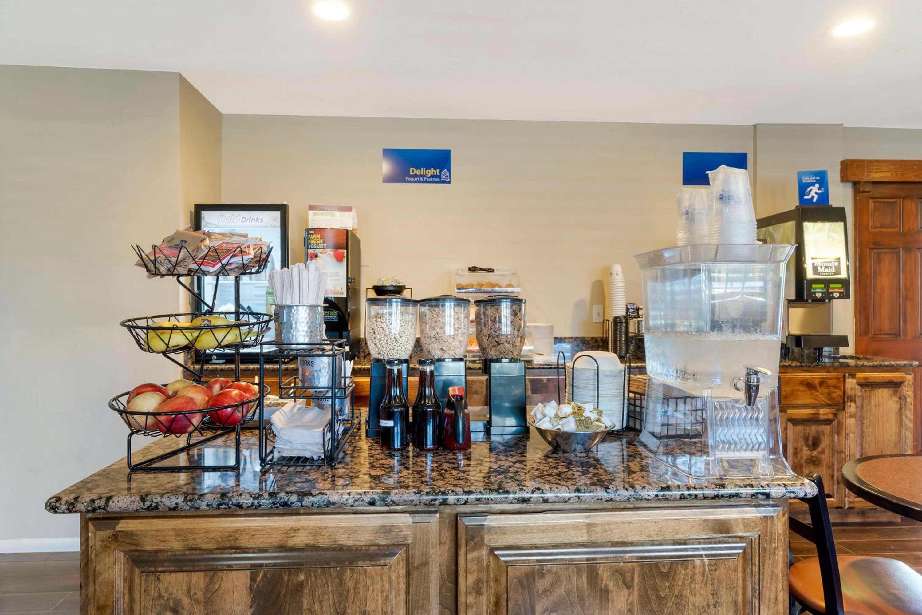 Rohnert Park Vacations - Best Western Sonoma Winegrower's Inn - Property Image 5