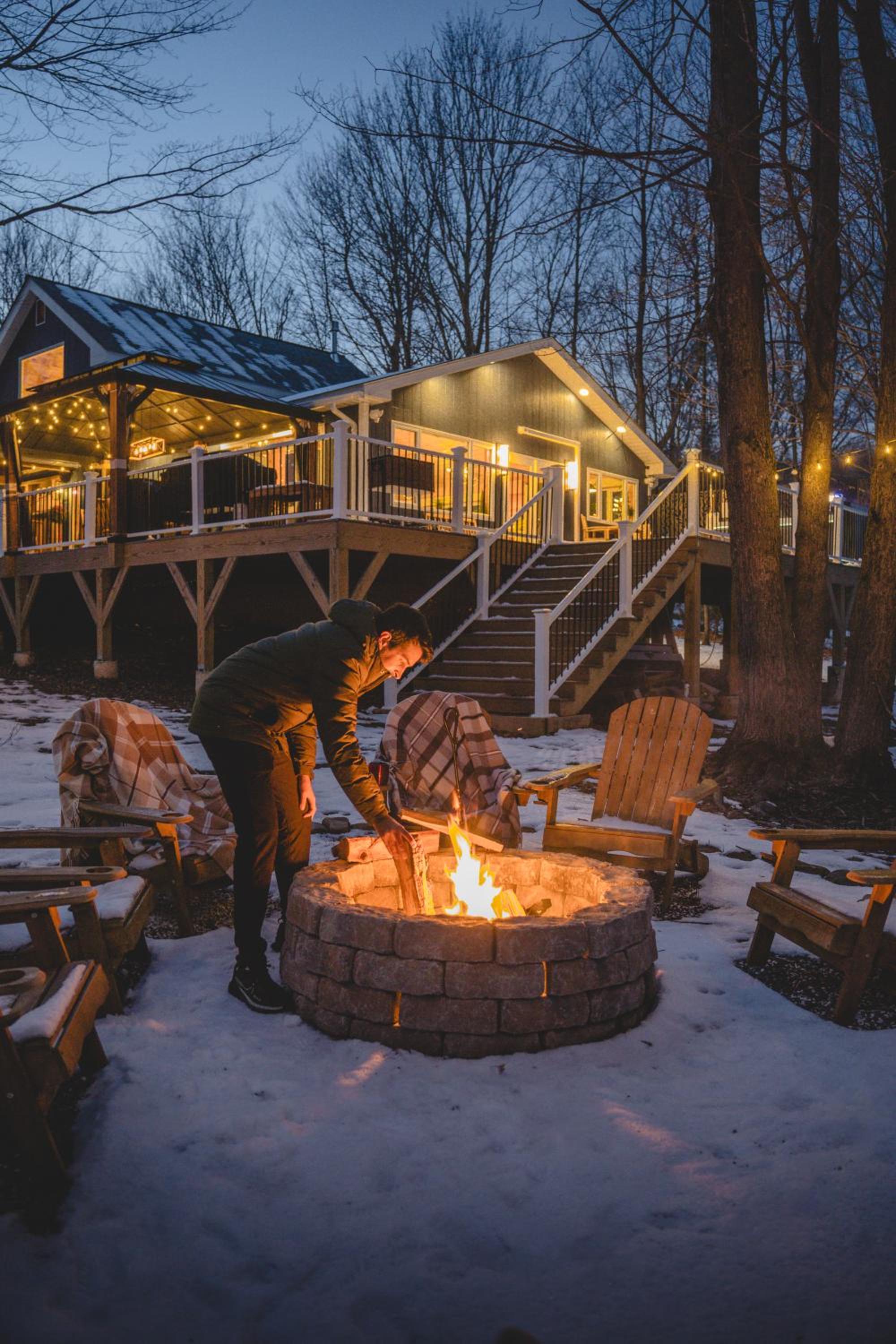 Mount Zurich 14 PPL Hot Tub Fire pit Pool Table Playground view 4