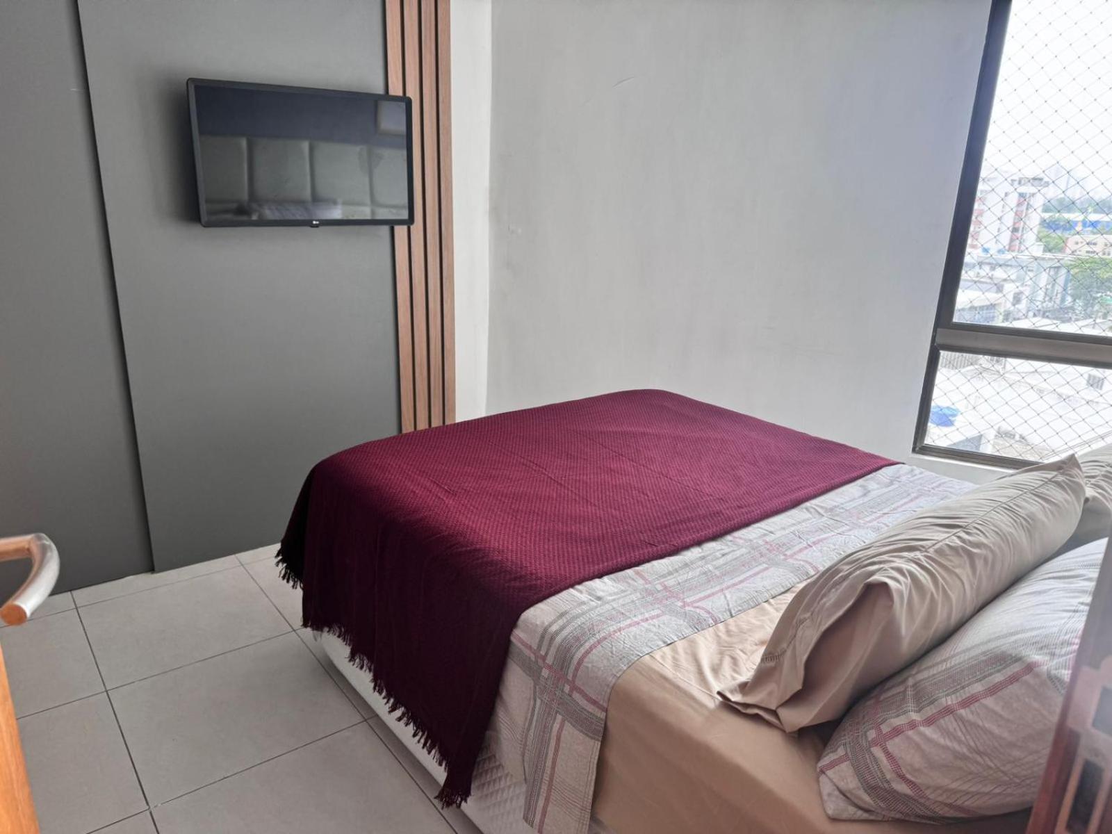 Flat Boa Viagem Rua dos Navegantes com vaga de garagem
