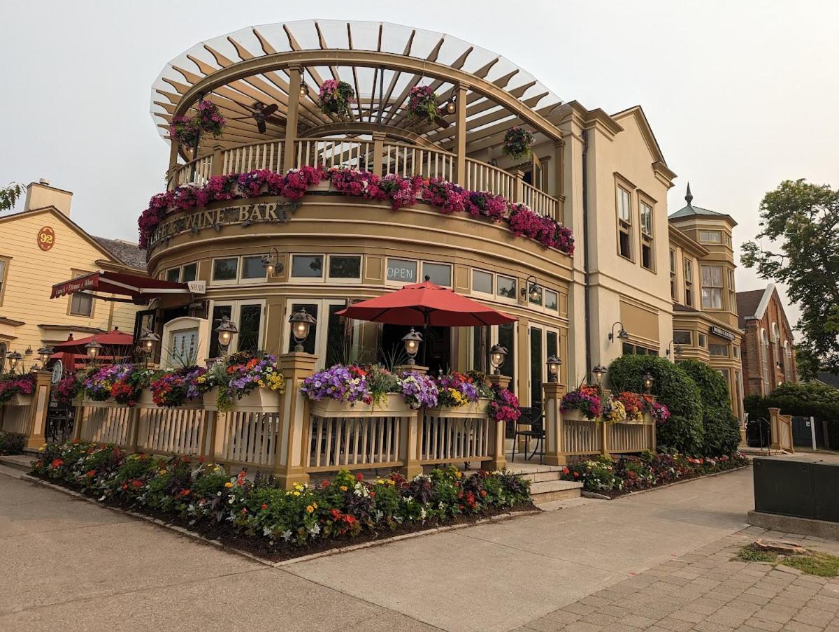 Hummingbird Haven Bed & Breakfast Luxury Suite With Terrace & Seasonal Lake Views Located in Historic Old Town Niagara-On-The-Lake