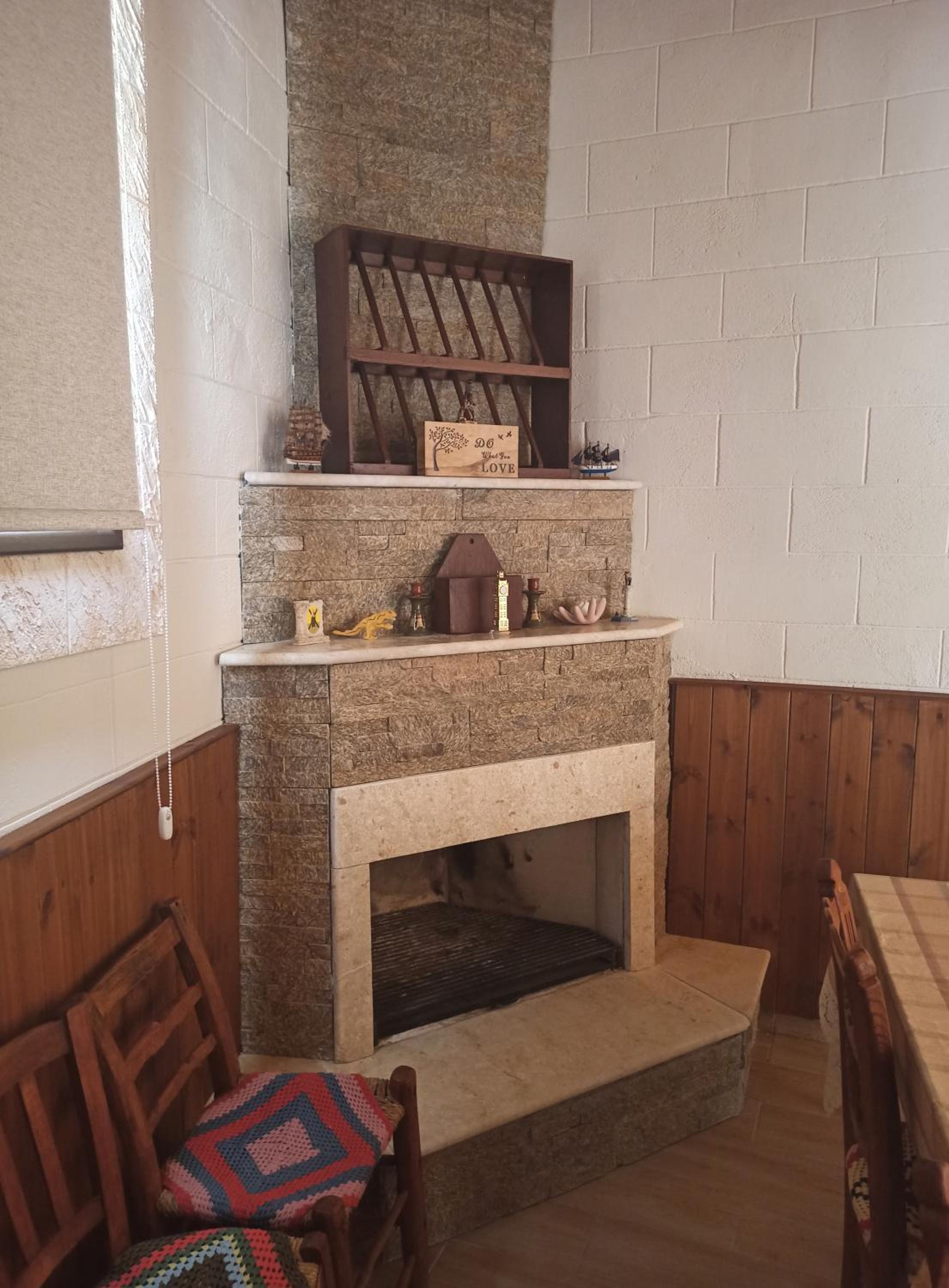 Cottage in Anogyra