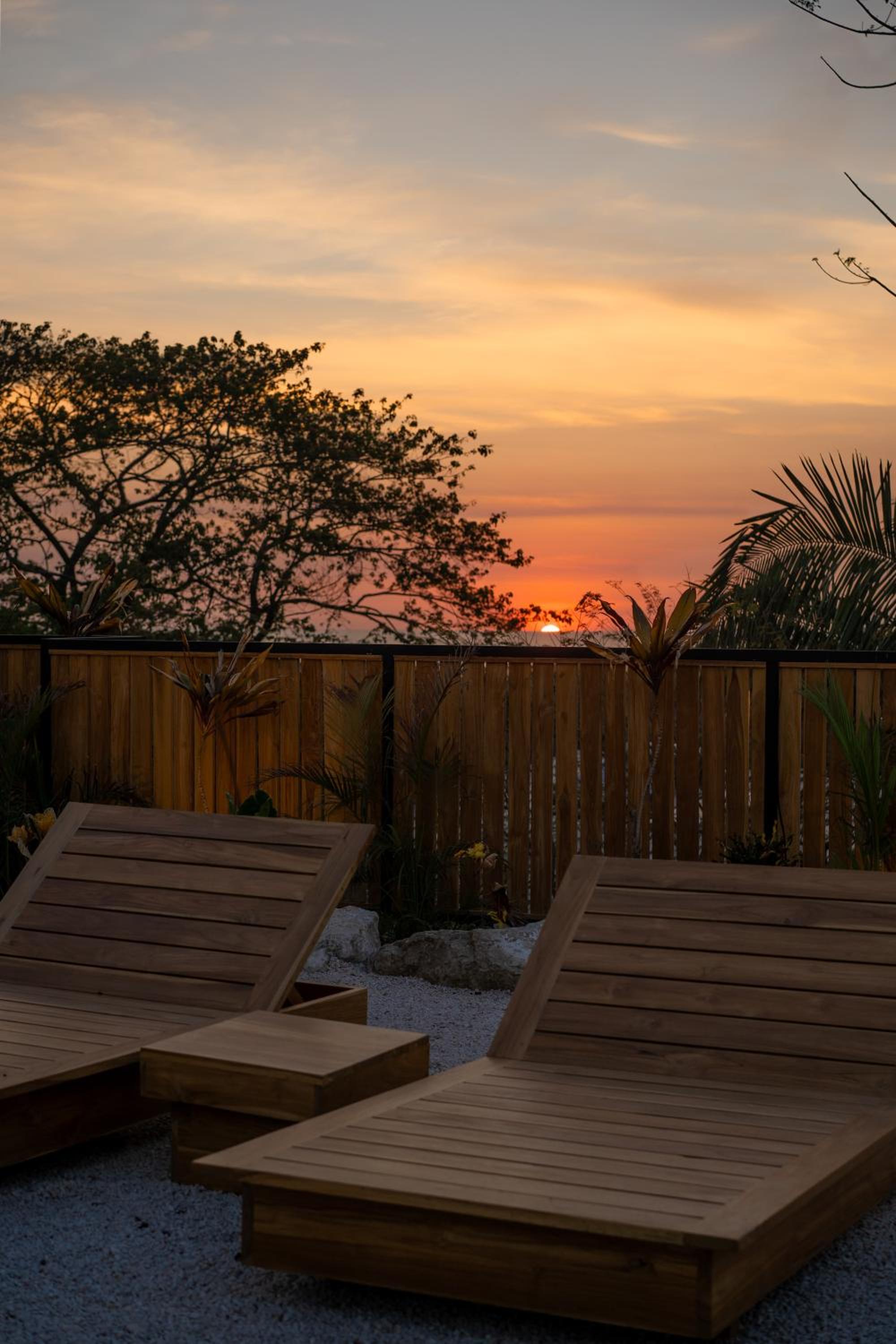 Villa Single Fin in Santa Teresa! Walk to the Beach