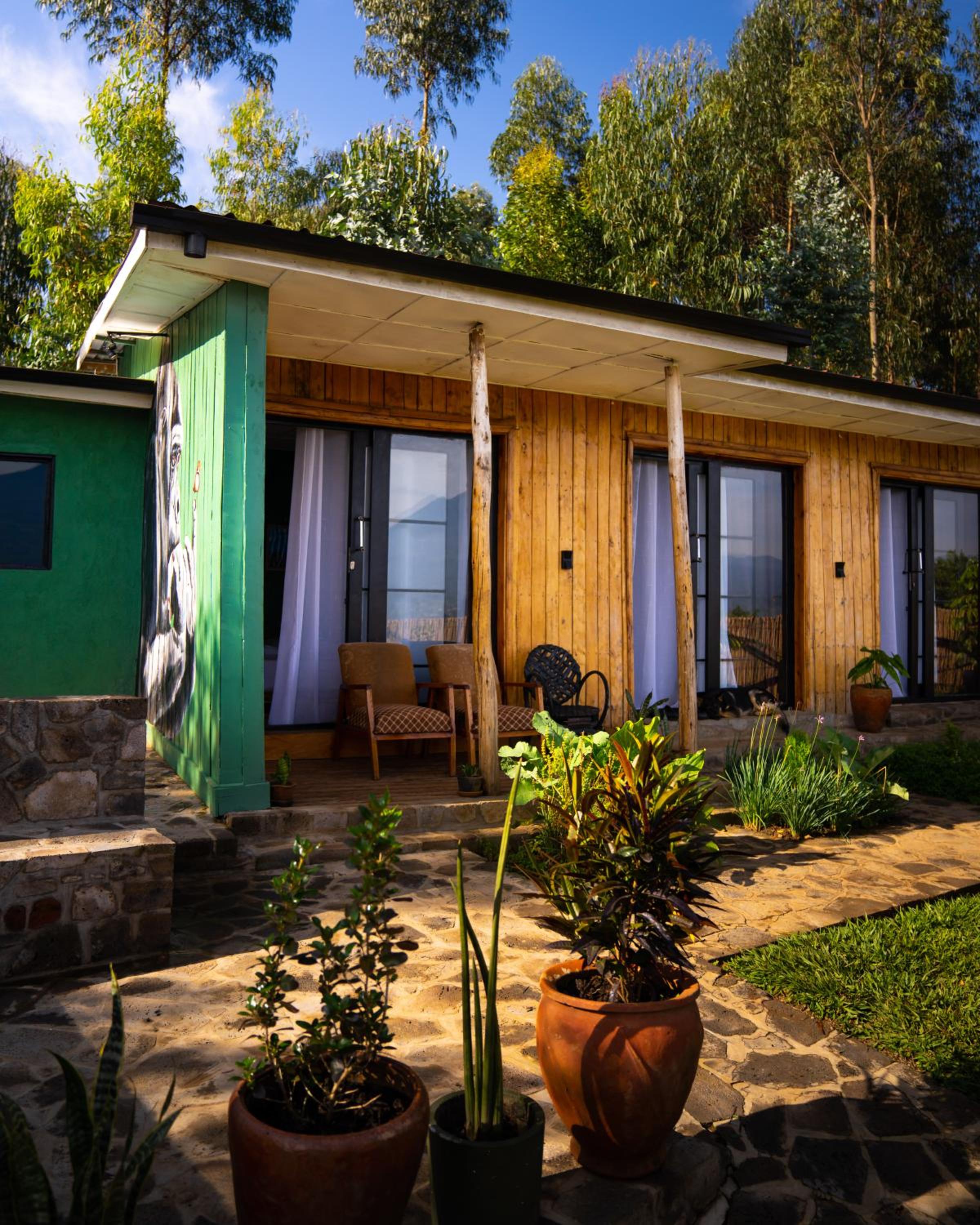 Khaya Nzuri Romantic Hilltop Cabin with Virunga Views view 2