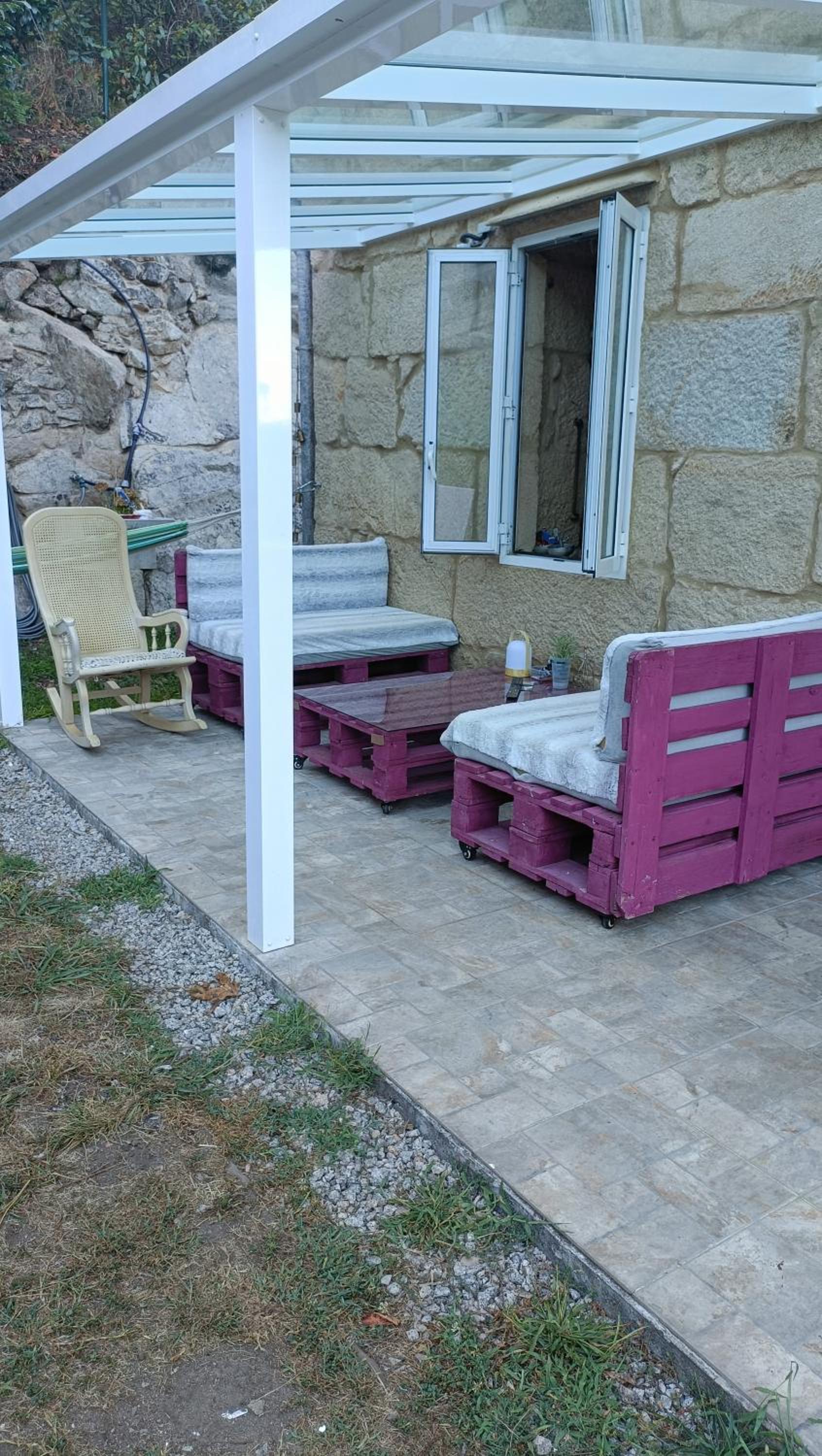 Finca O Pelican en Pontevedra — balance & terrace