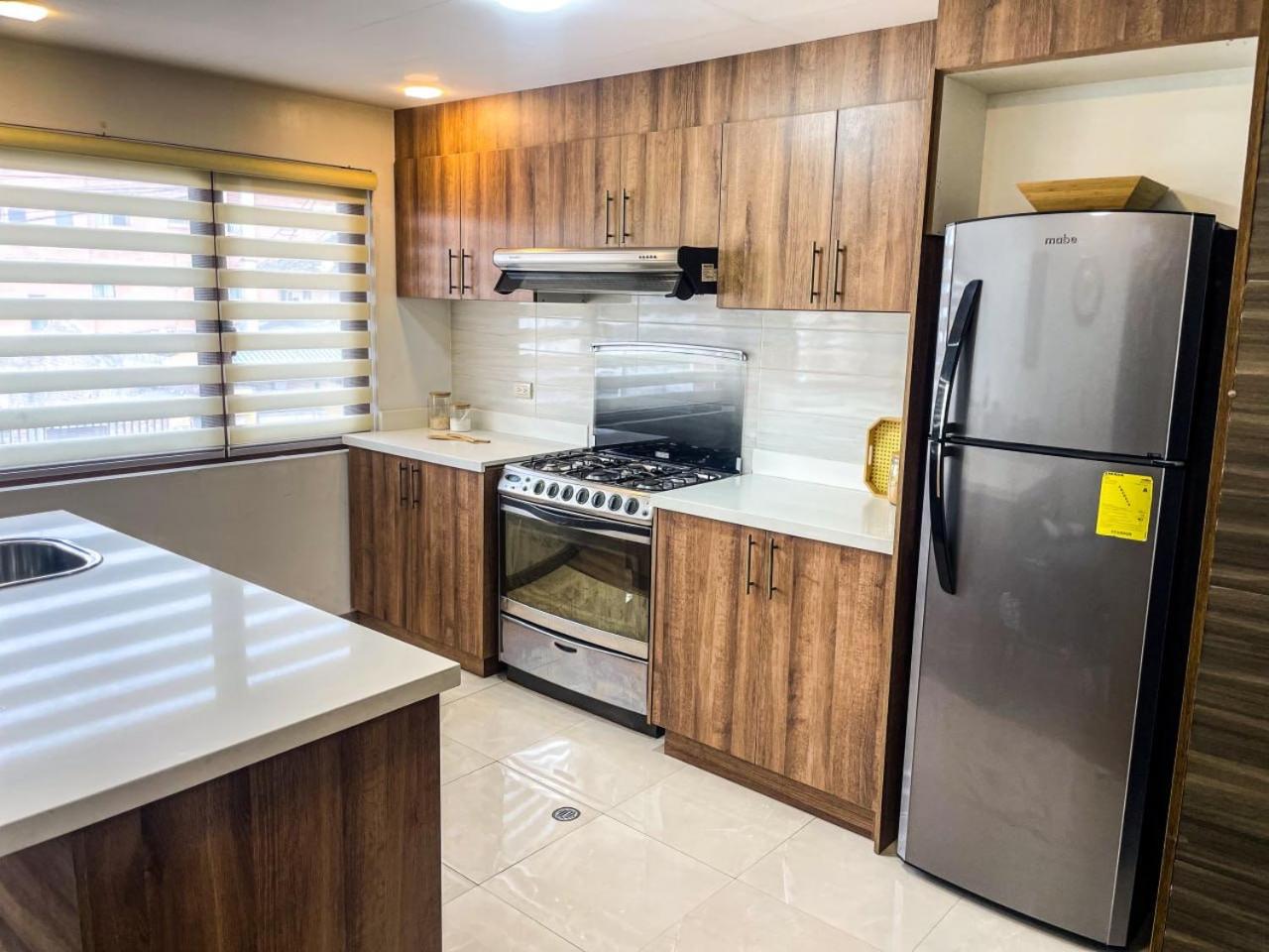 [Radiante Suite] 4min City center + Free parking view 3