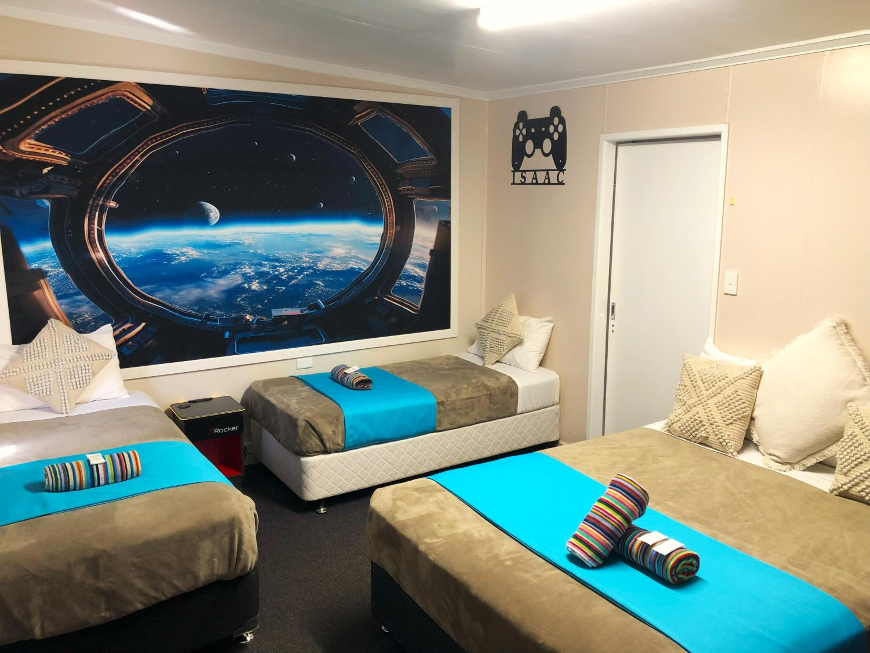 Acacia Motel