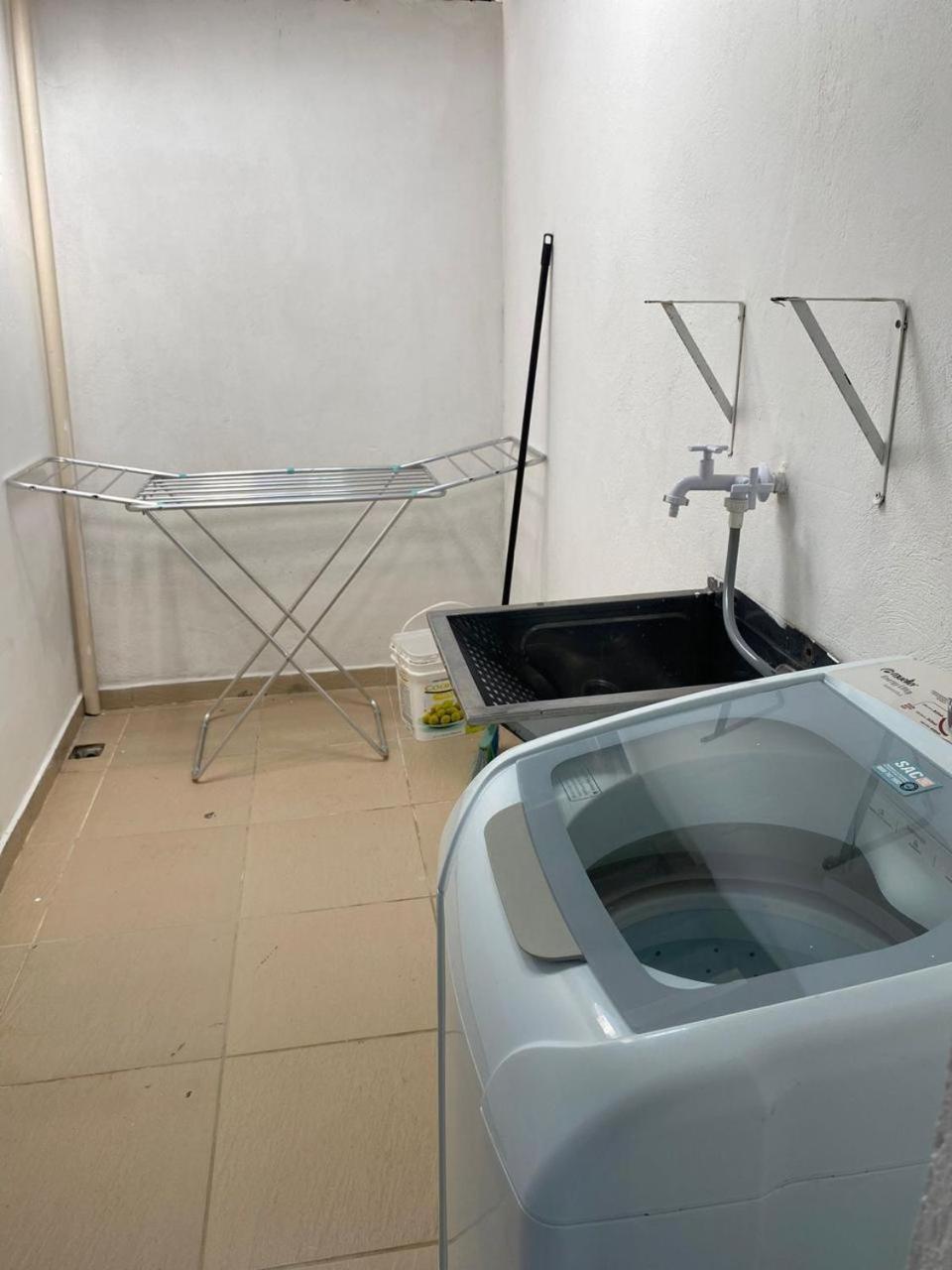 Residencial com Piscina e Jacuzzi com vista para a Natureza