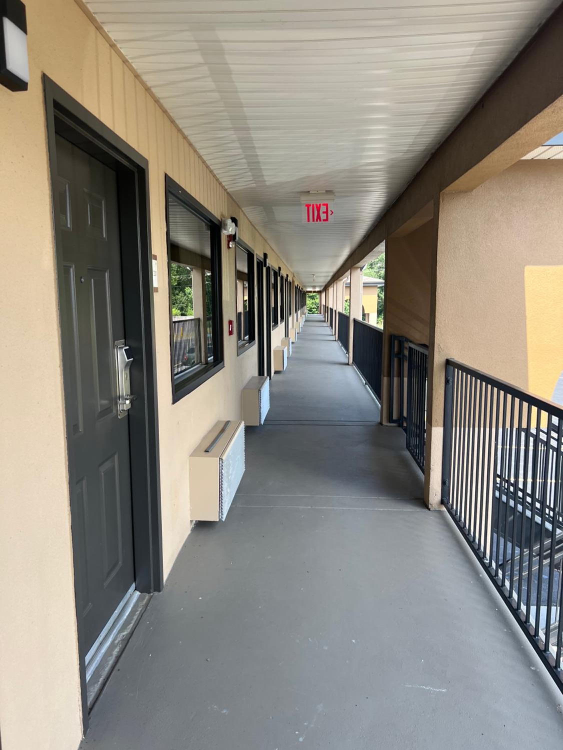 Kinder Vacations - Quality Inn - Property Image 3