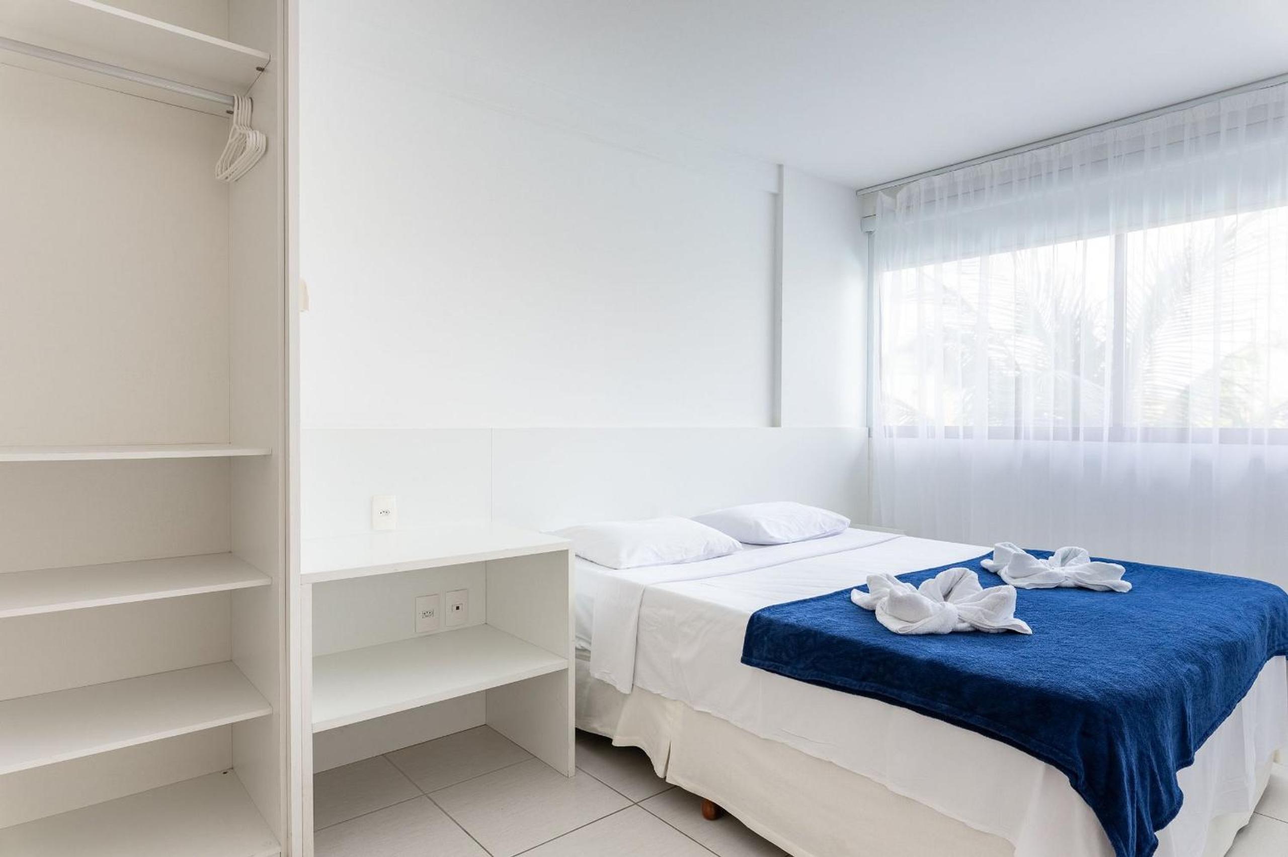 Nui Supreme Beach Living Muro Alto por Brevelar
